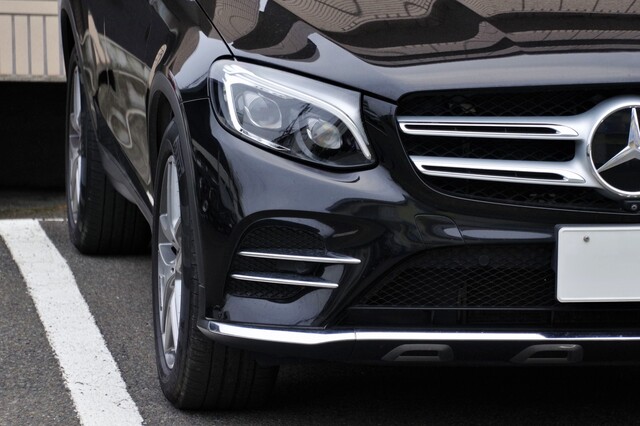 外車（輸入車）のバンパー