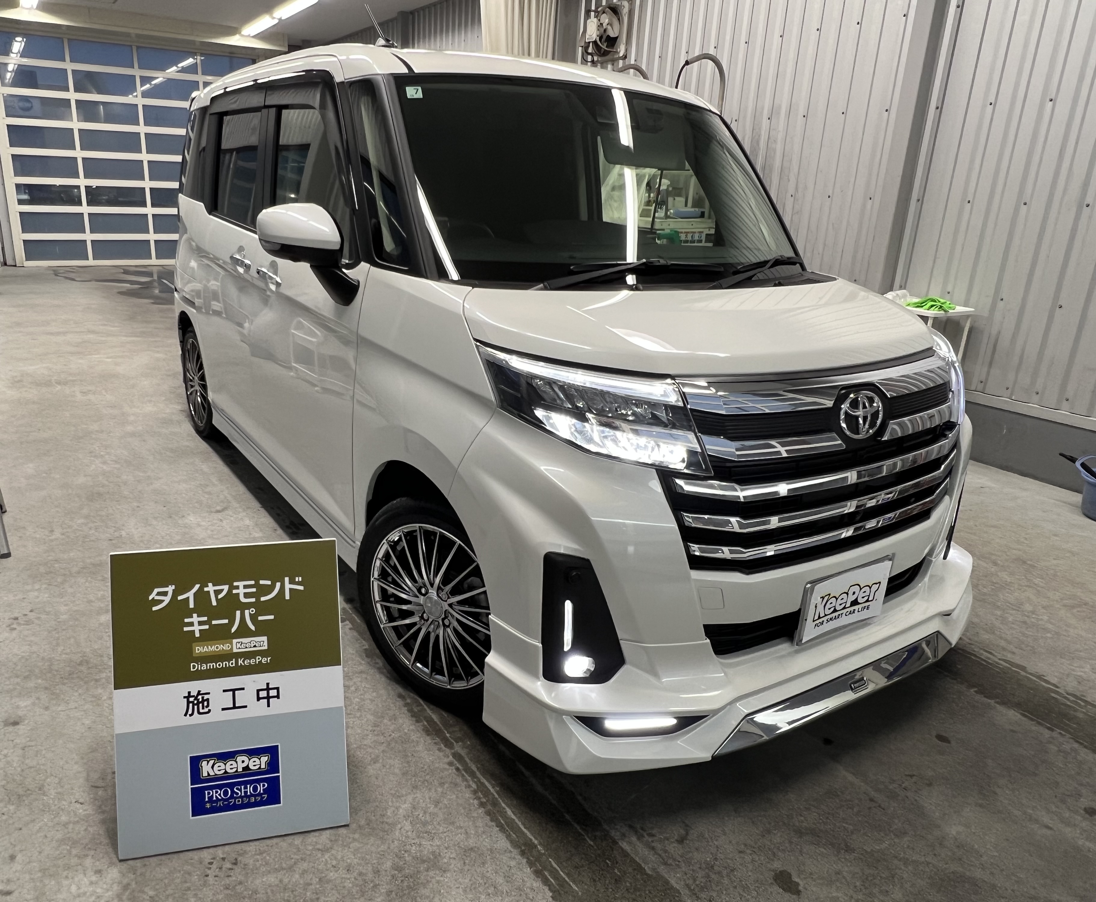 トヨタルーミーを輝かせるダイヤモンドキーパー施工と夏の車ケア✨