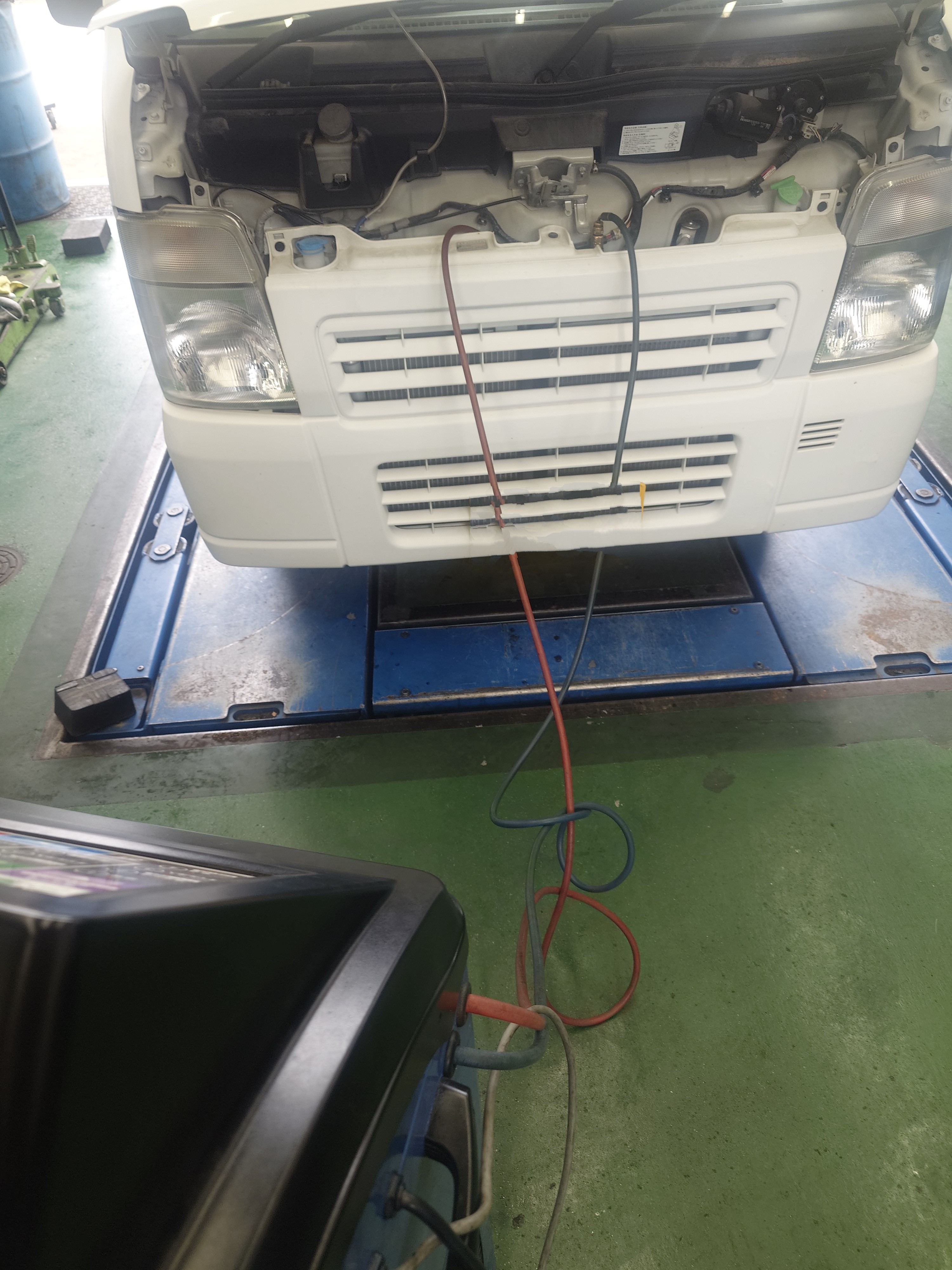 富山小杉TSで夏の車メンテナンス！エアコン不調も安心チェック🚗