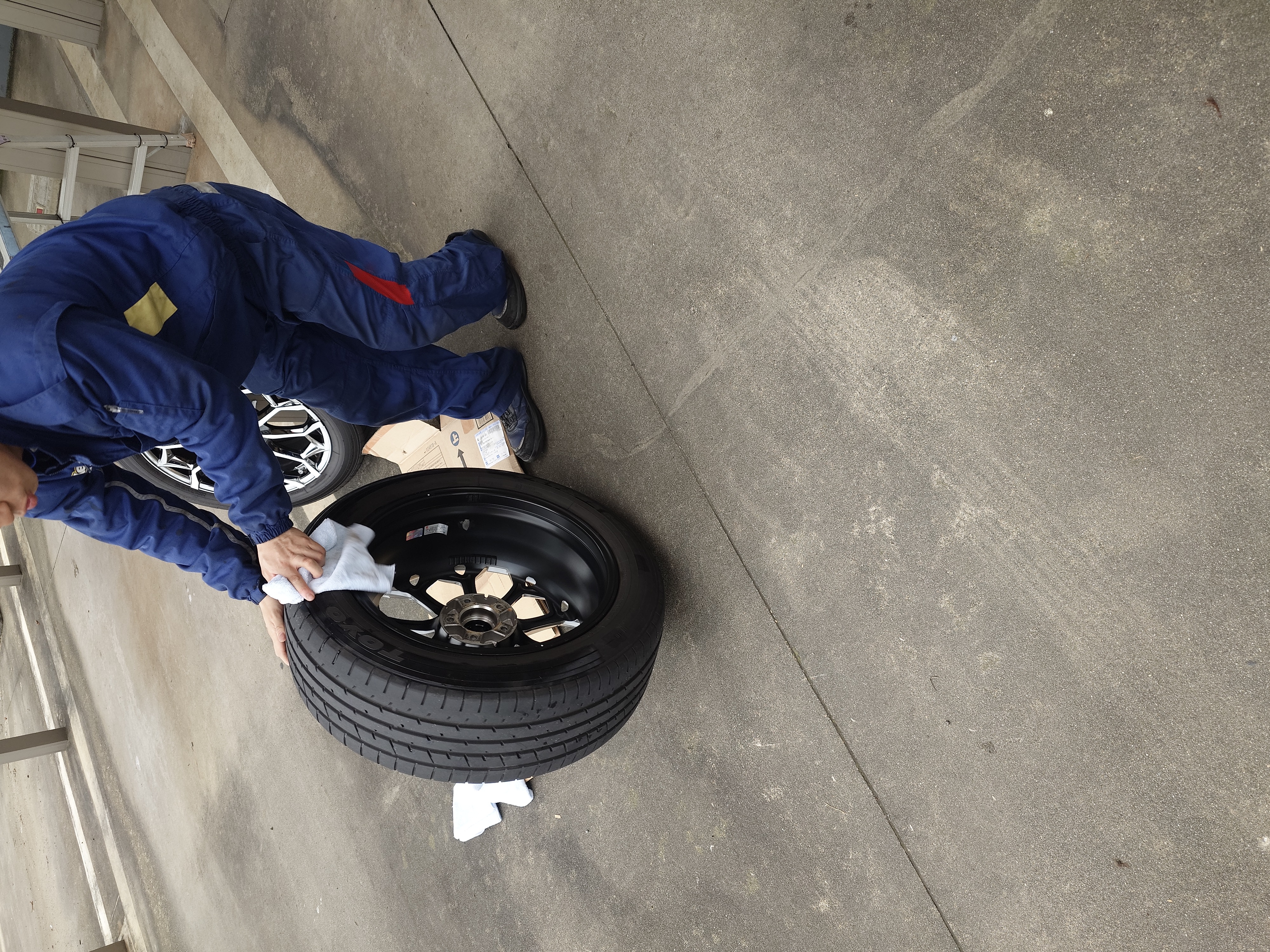 春の車メンテナンスはホイールコーティングでピカピカに✨安全チェックも忘れずに