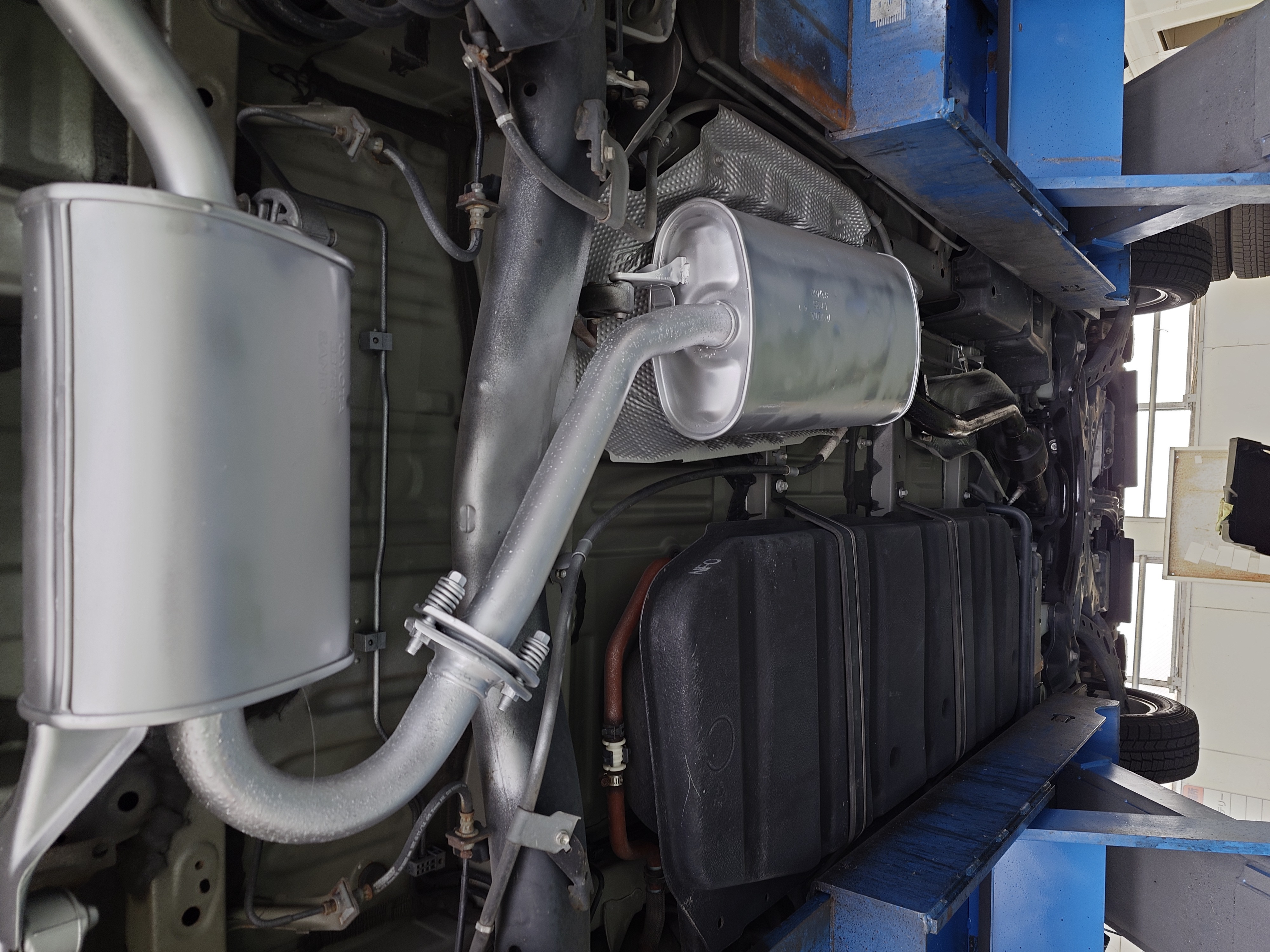 秋の富山で安心ドライブ マフラーコーティングと冬支度のポイント🚗