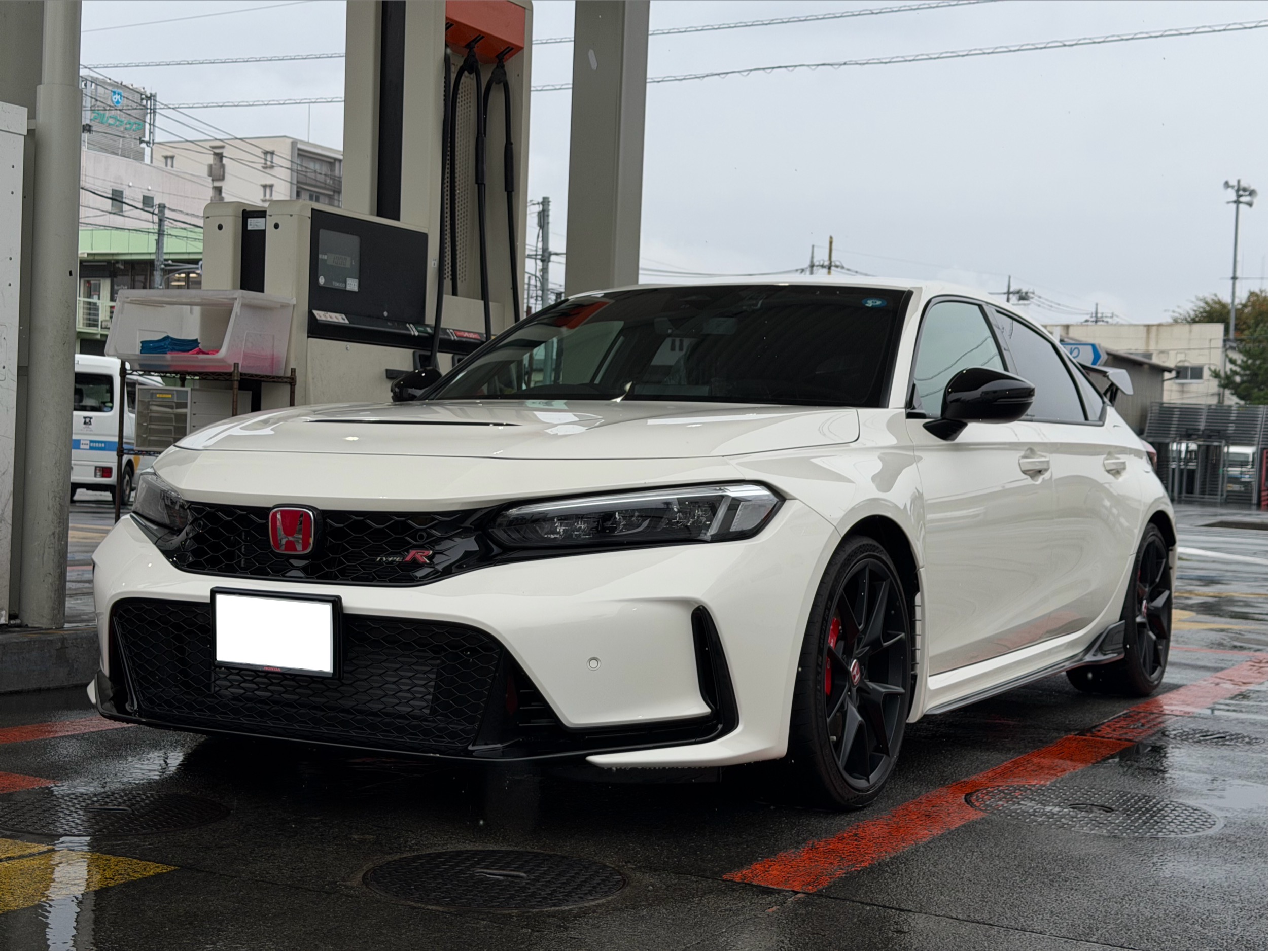 レーシングブラックパッケージ！黒内装がとても👌