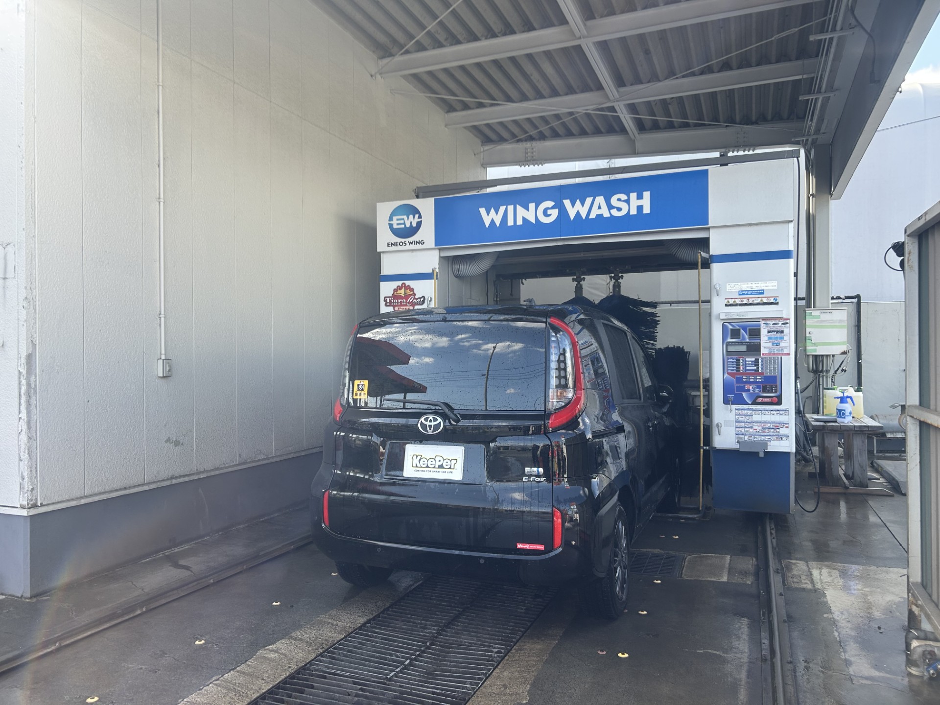 🚗✨ シャンプー洗車を実施 💦✨