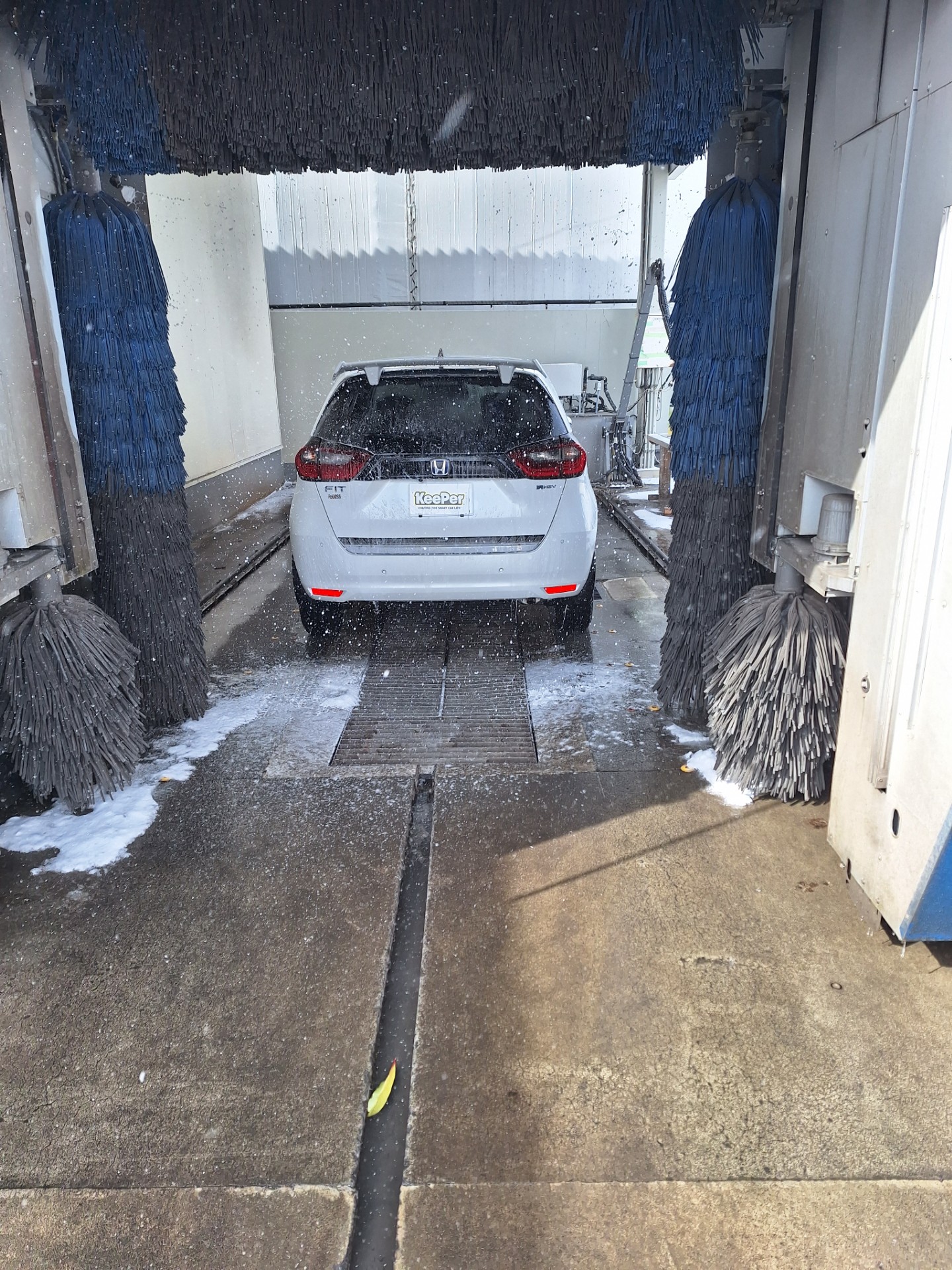 🚗🫧 洗車機で洗車を実施しました！ 🫧✨