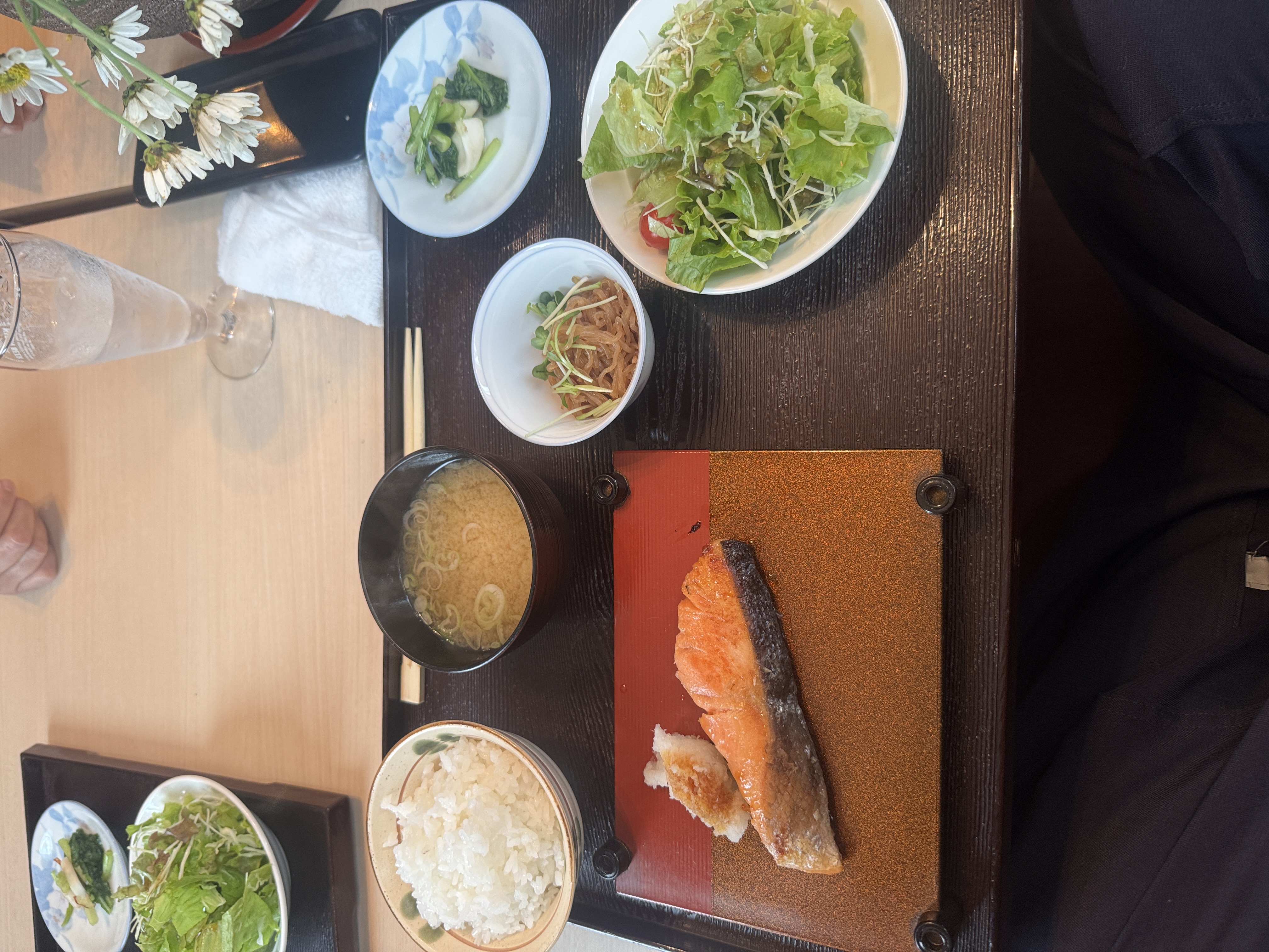 静岡で安心冬支度 スタッドレスタイヤ交換と車の点検おすすめ⛄️