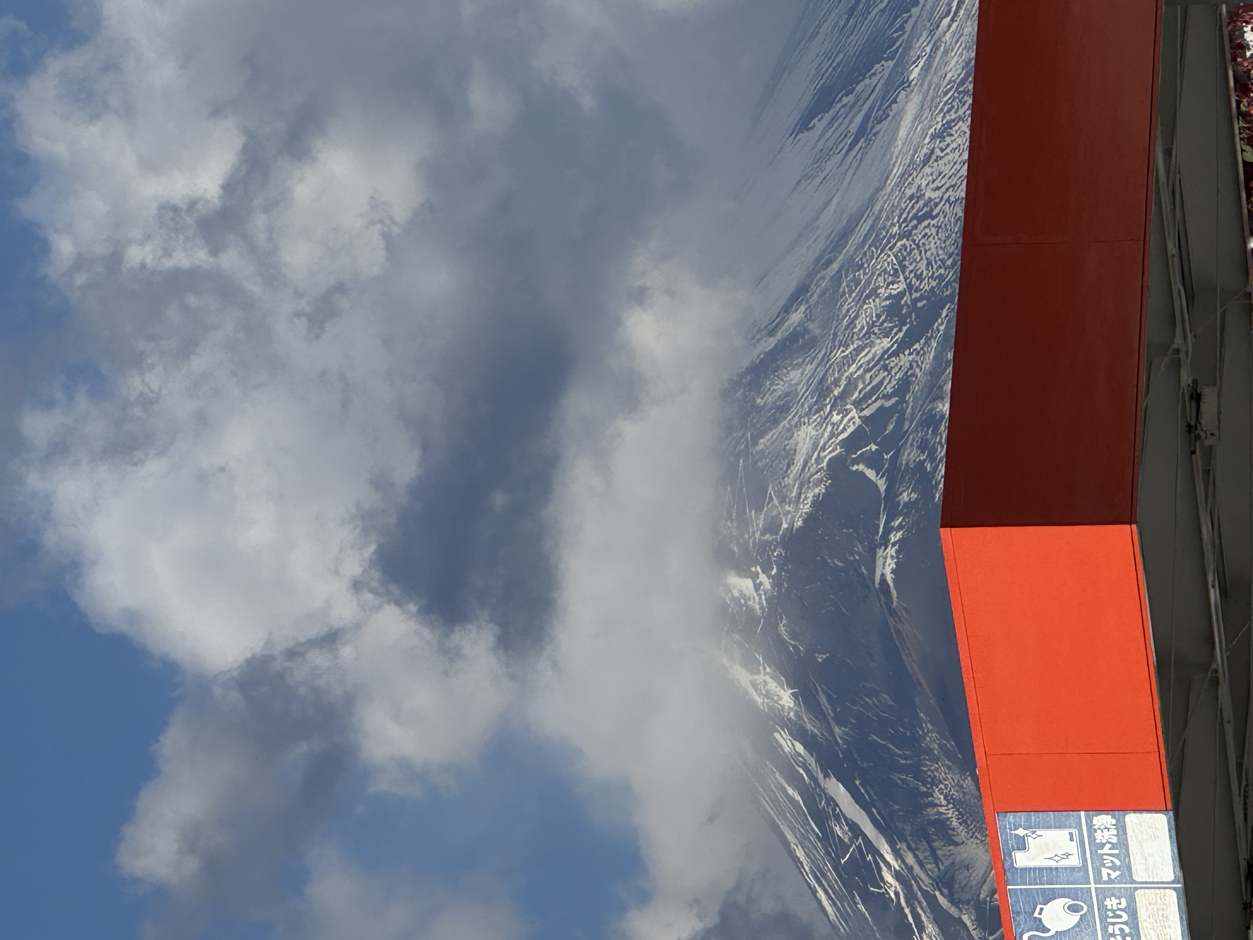 冬の愛車ケアは裾野インターTSで安心洗車と点検を🚗