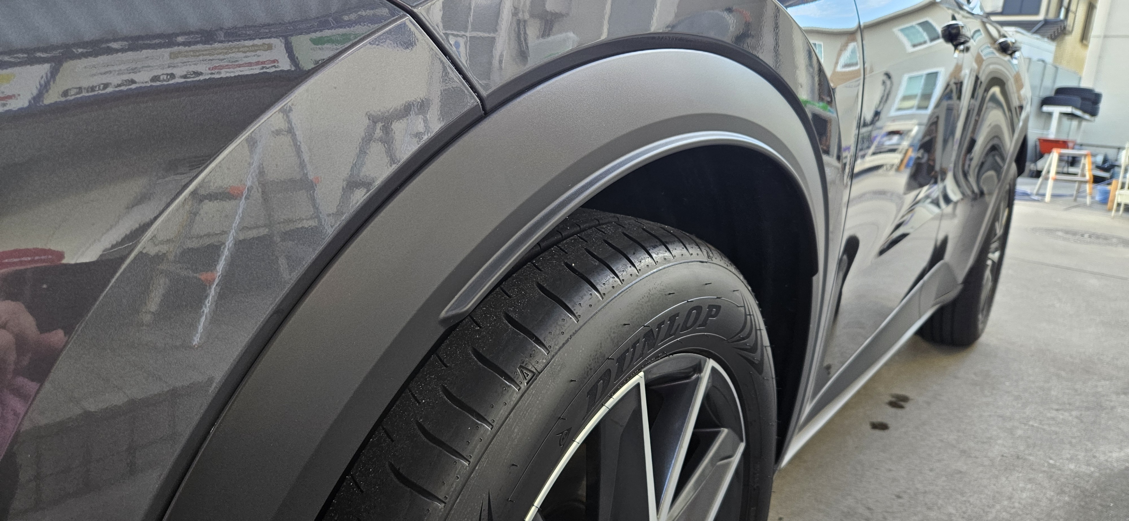 無塗装樹脂パーツキーパーで愛車の黒ツヤ復活🚗夏のメンテも豊橋新栄SSで！