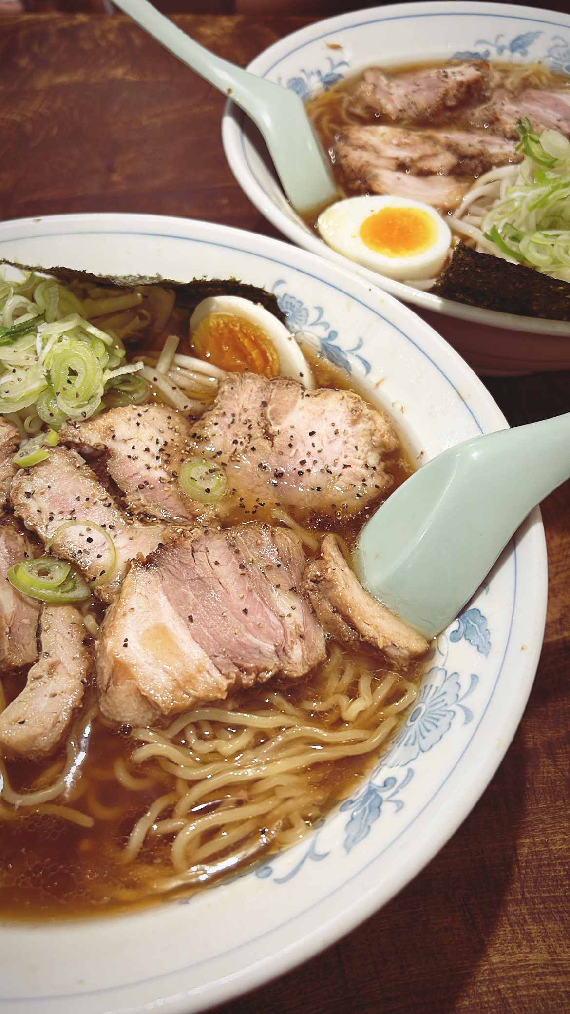 秋のドライブを快適にする洗車とタイヤ点検のポイント🚗✨