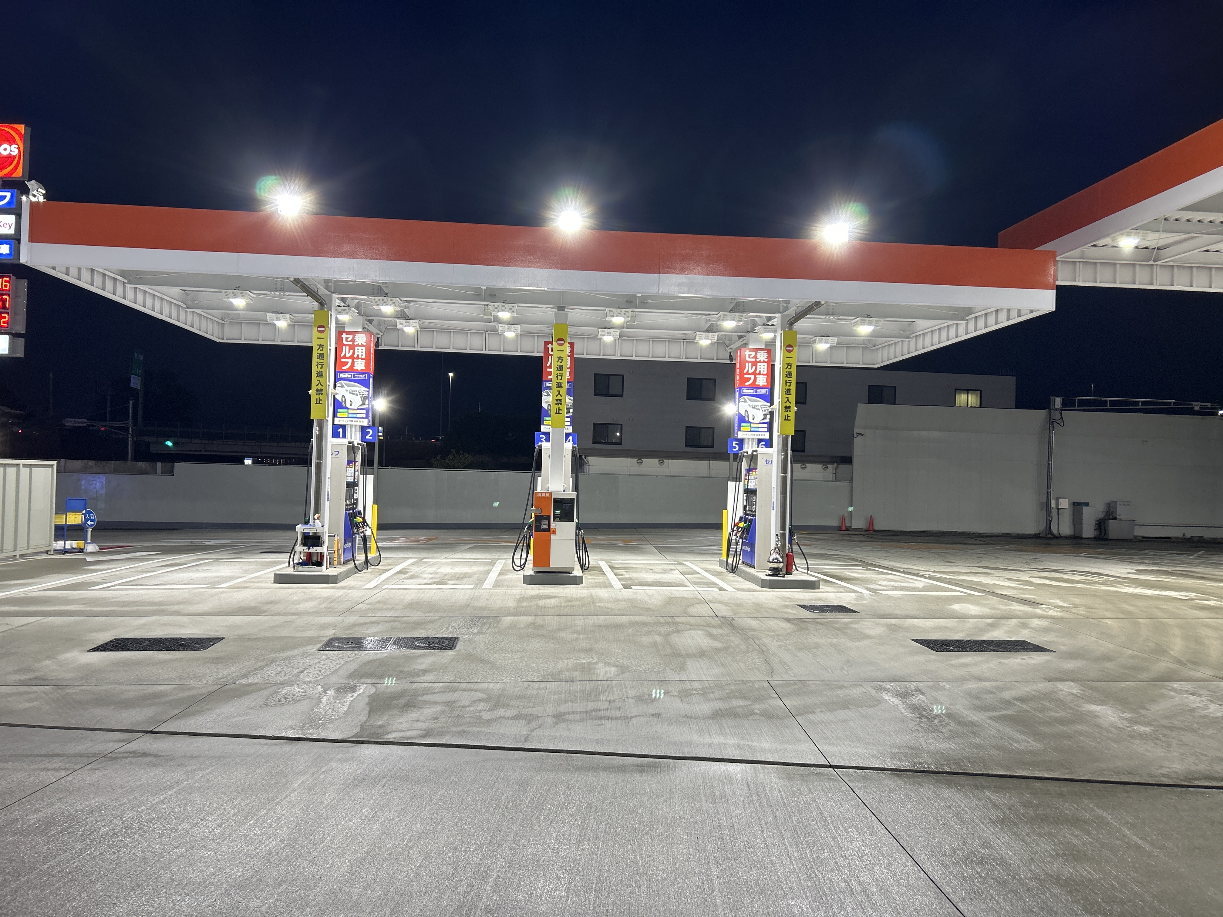 夜勤も安心！第2神明明石西インターTSの冬のカーケア🚗✨