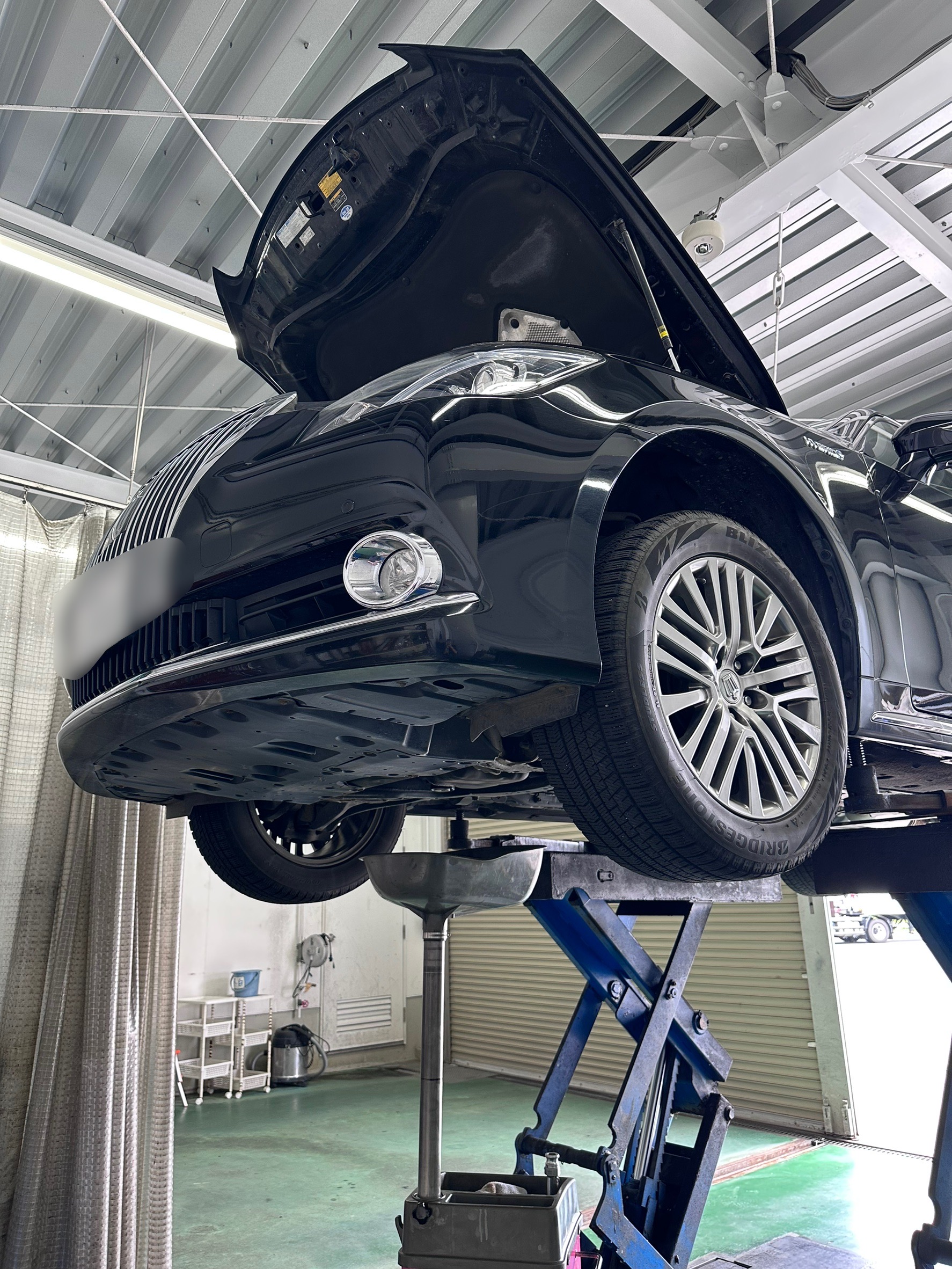 夏のドライブ前にチェックしたい車のオイル交換と安全点検ポイント🚗