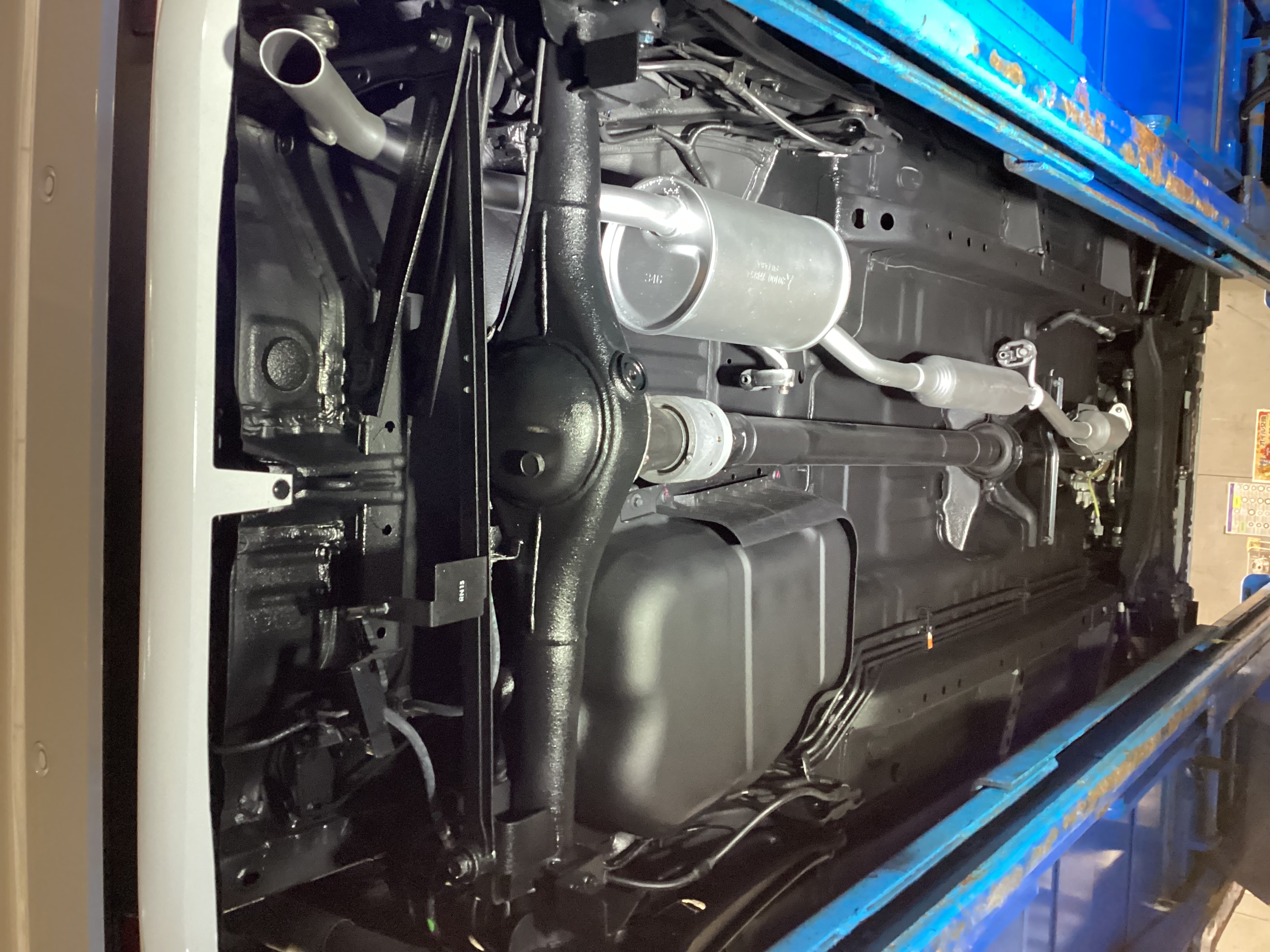 青森の冬に備える下廻り防錆コートとタイヤ交換のすすめ❄️