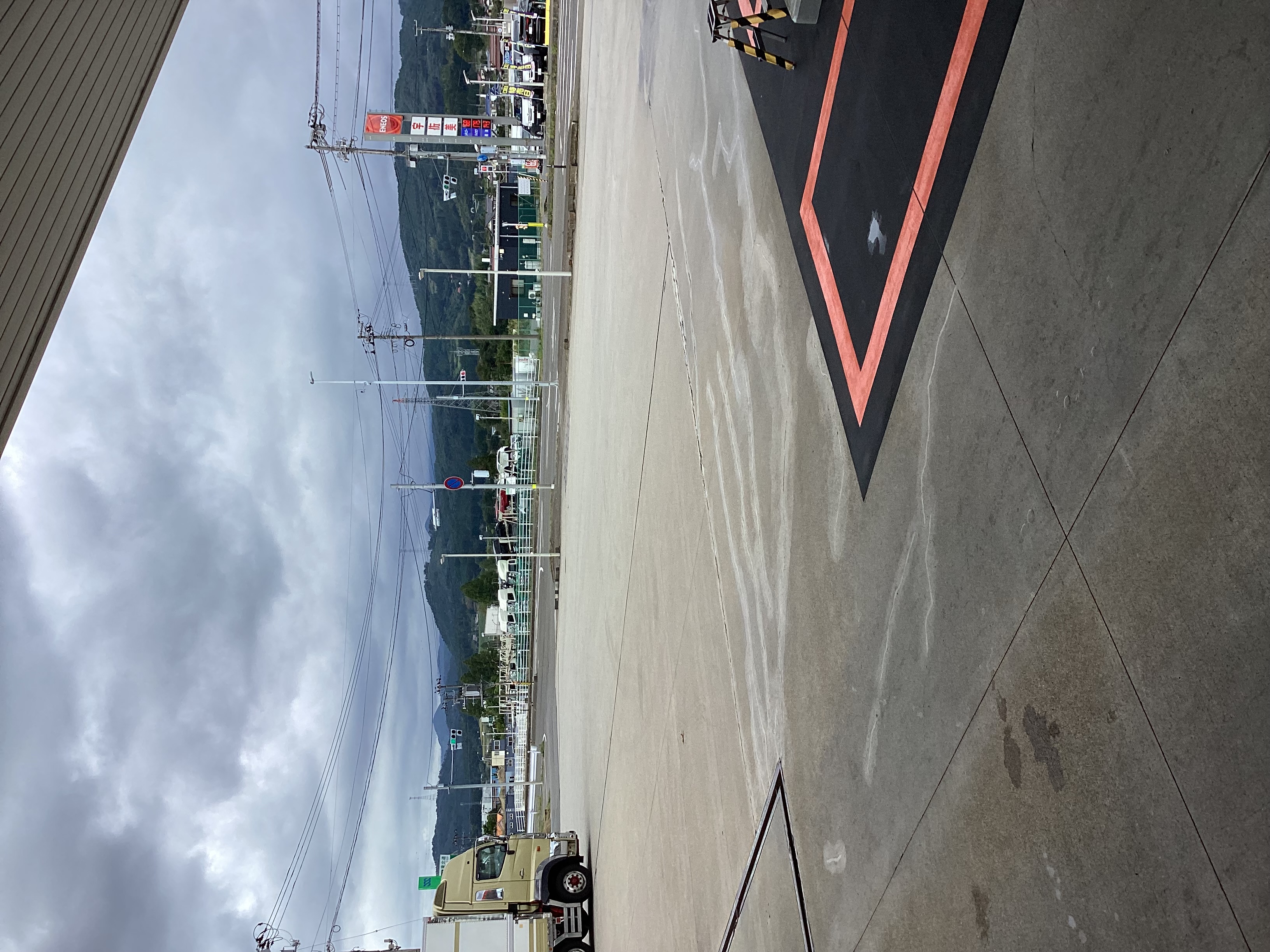 東北道白石インターTSで冬前のタイヤ交換とカーコーティング10%オフ🚗