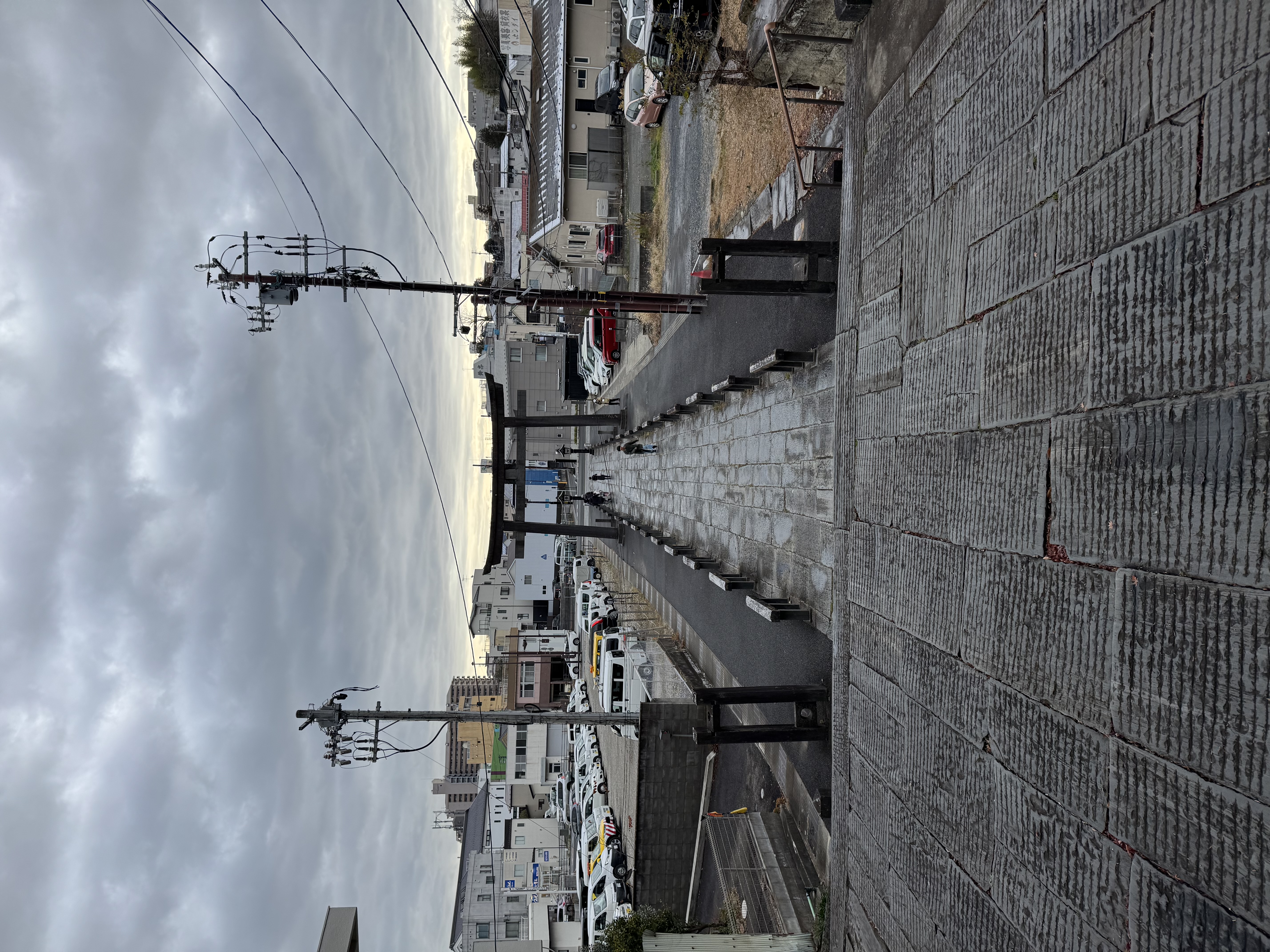 冬の洗車と点検で快適ドライブを！年末のお得情報も紹介🚗