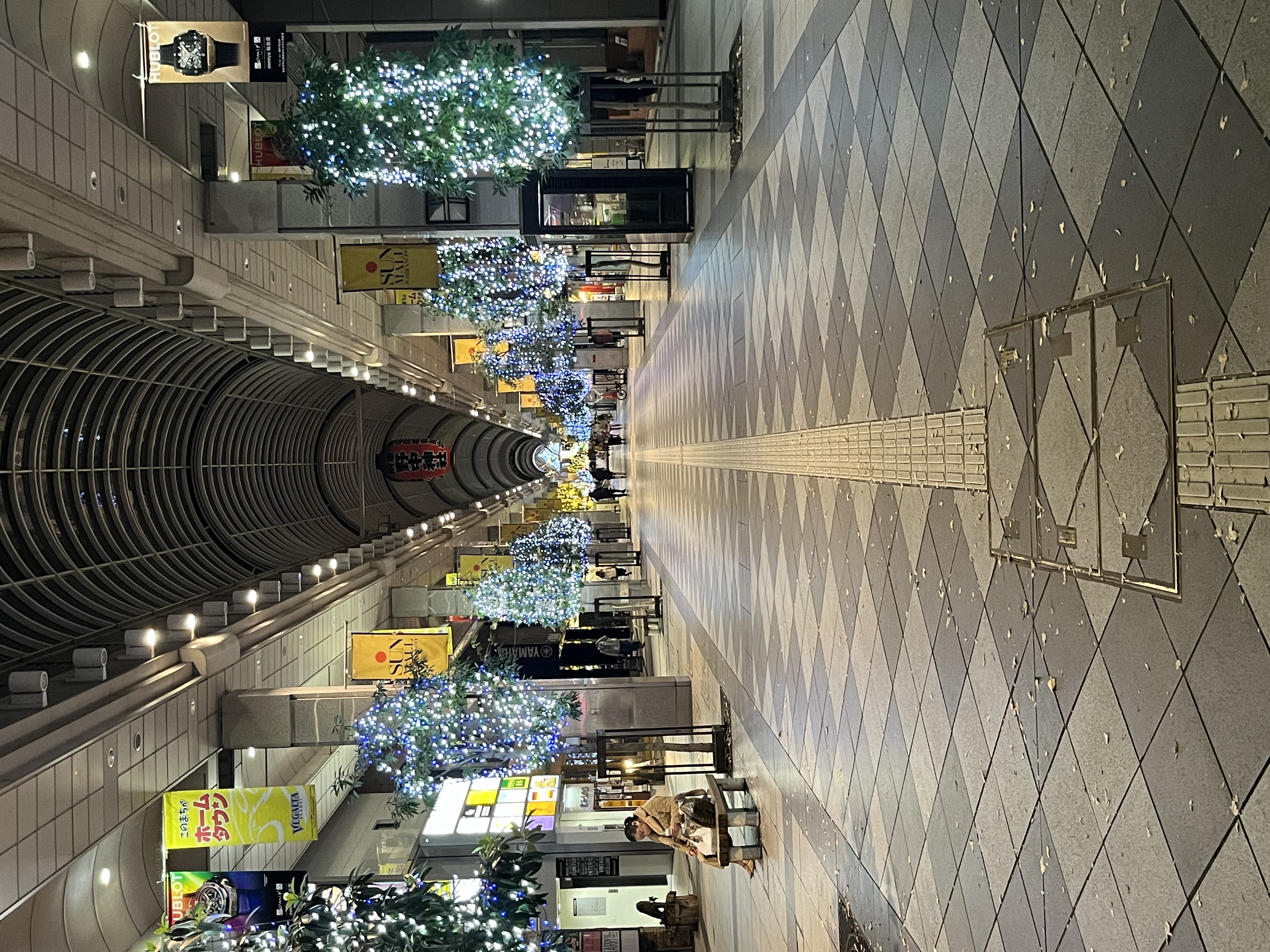 冬の安全運転に役立つタイヤ点検とクリスマス企画のご案内🎄