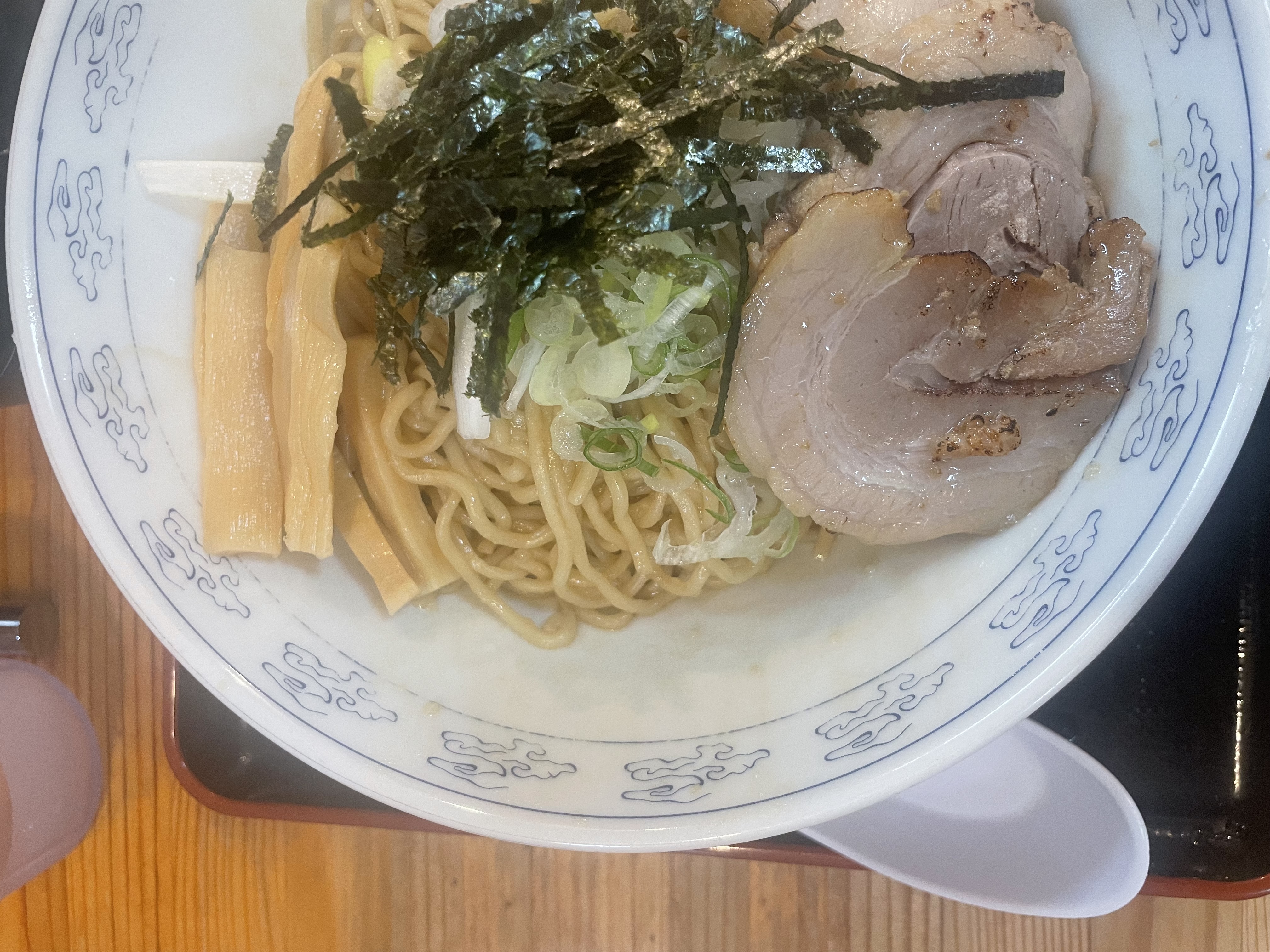 春のタイヤ交換とメンテナンスのコツをわかりやすく解説🚗