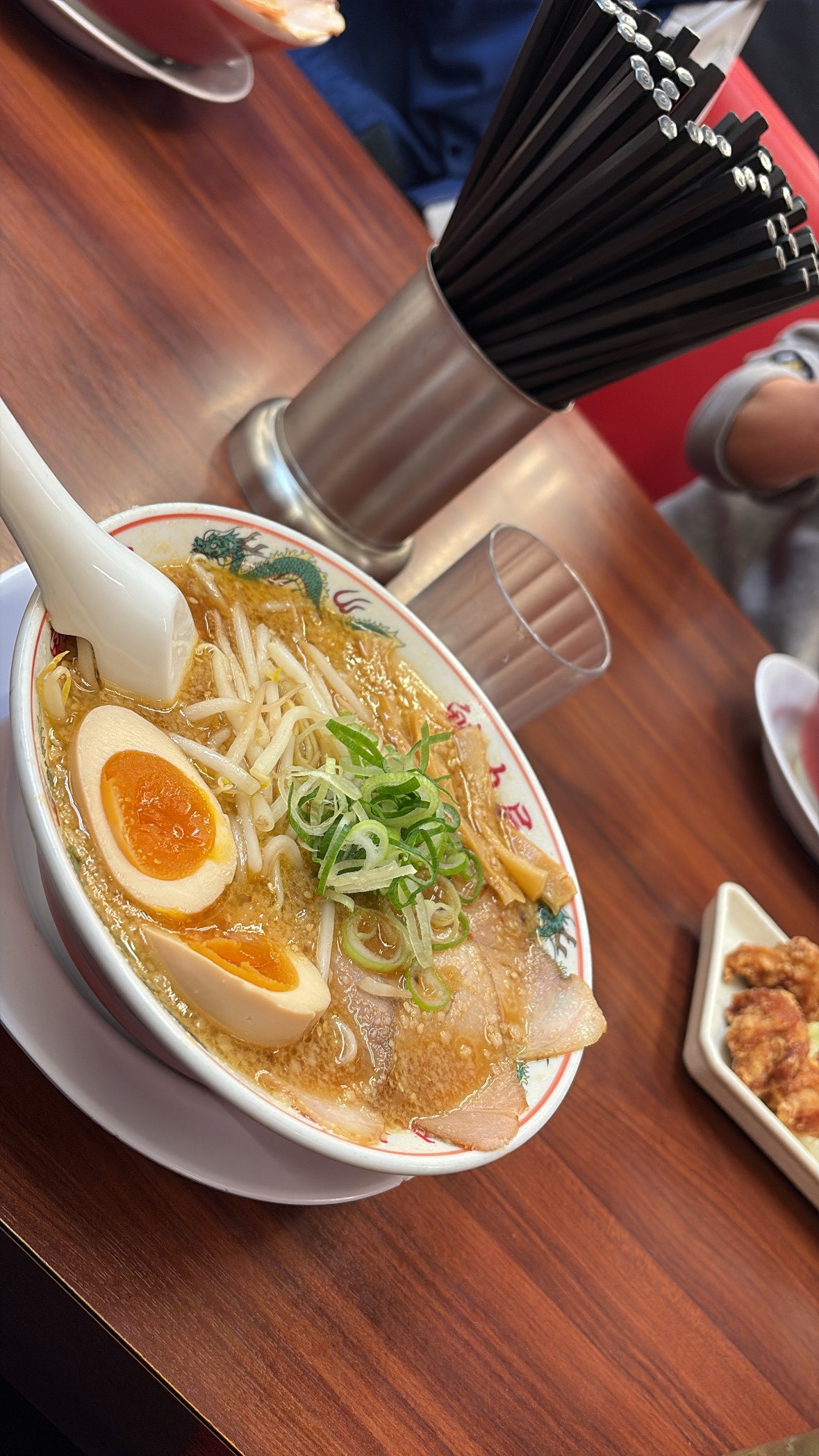 仕事終わりのラーメン🍜