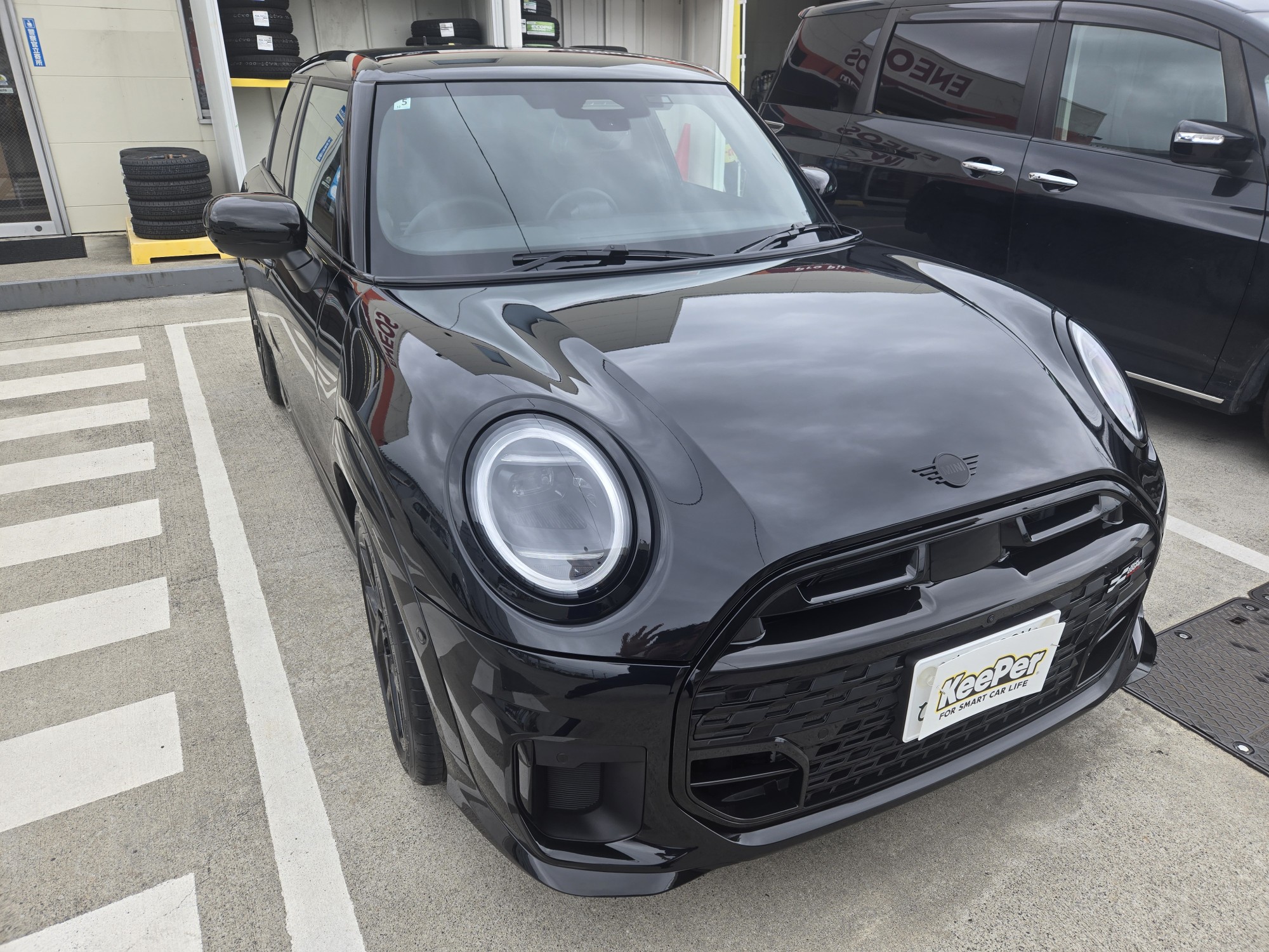 雨の日も安心 MINIのEXキーパー施工とホイールコーティング✨