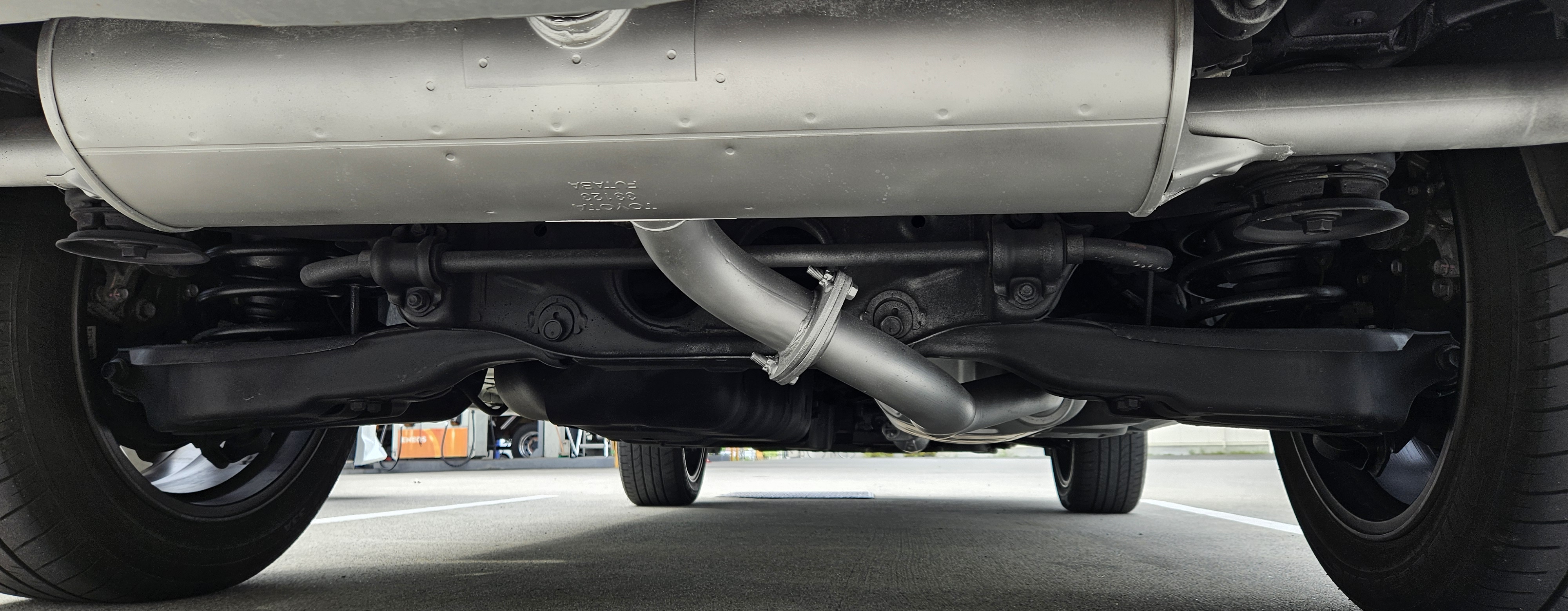 雨の日の車下廻り防錆対策と秋冬メンテナンスのポイント🚗
