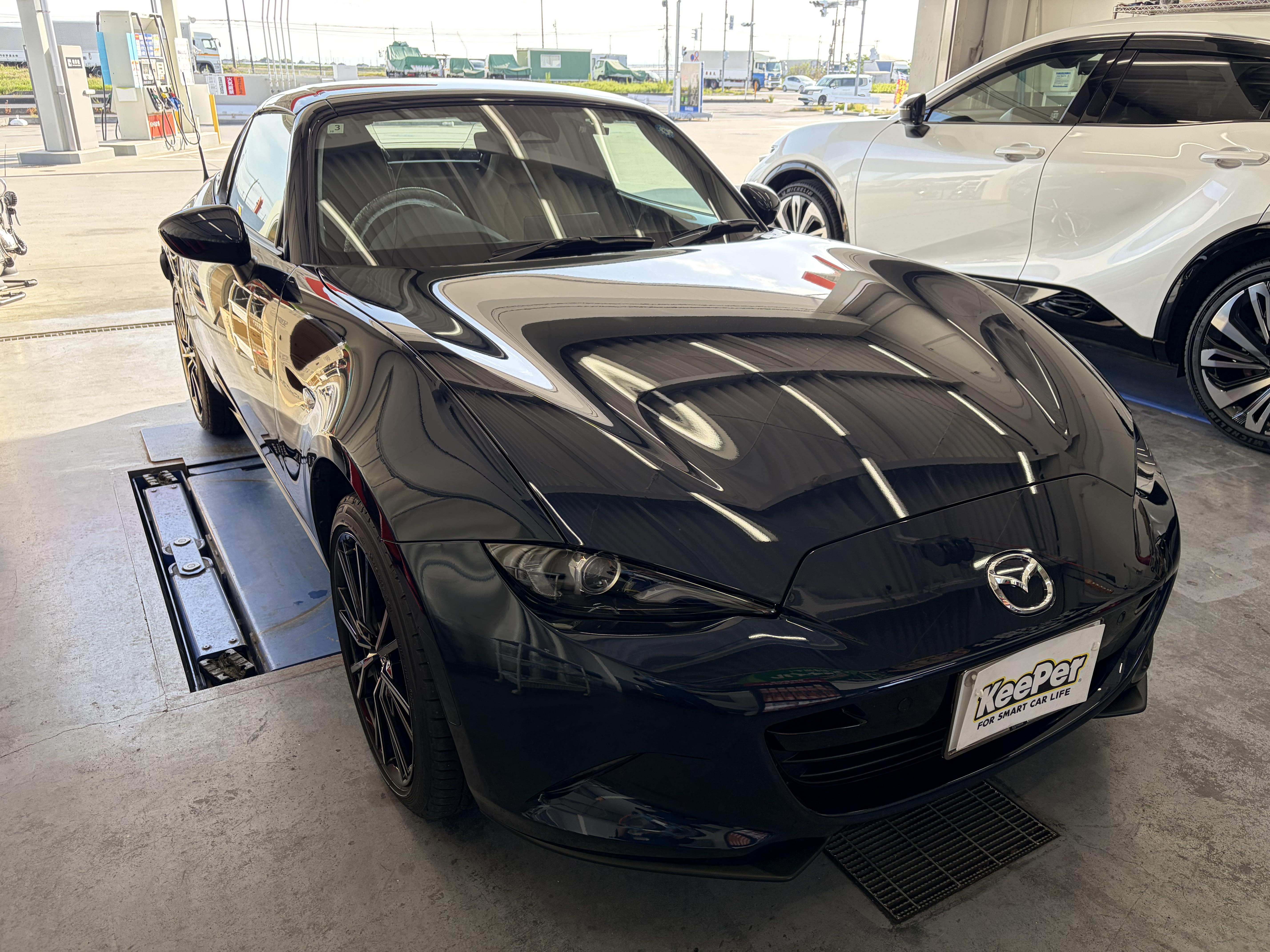マツダ・ロードスターに最適なダイヤⅡプレミアムコーティングで輝きを実感🚗