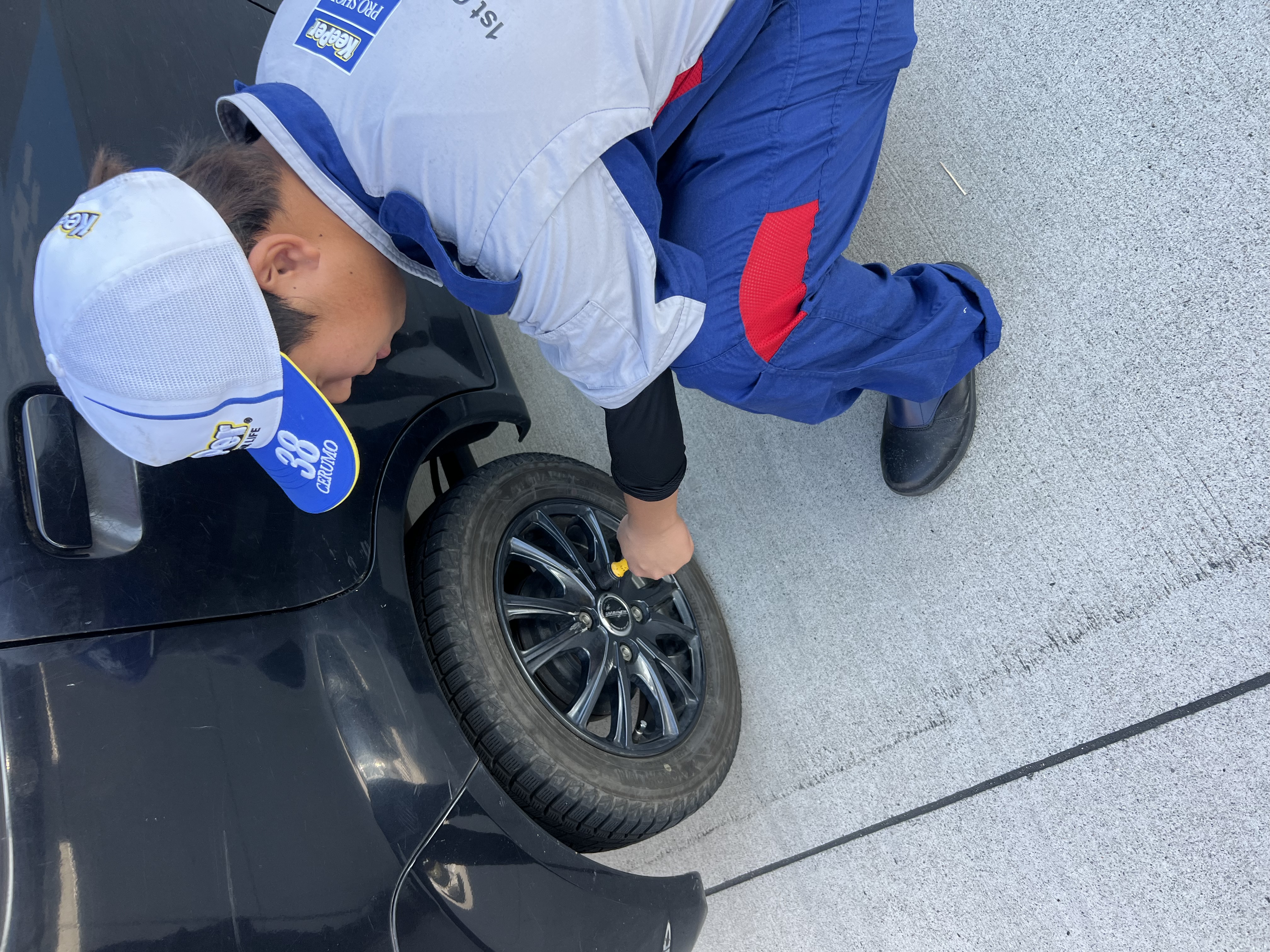 冬タイヤ交換と安全点検で安心ドライブをサポートします🚗