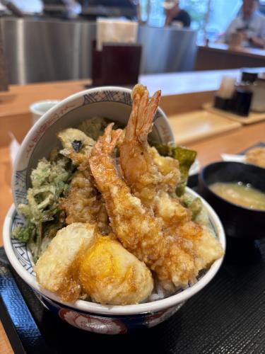 雨の日のご褒美天丼と車のメンテナンスで快適ドライブ🚗🍤✨