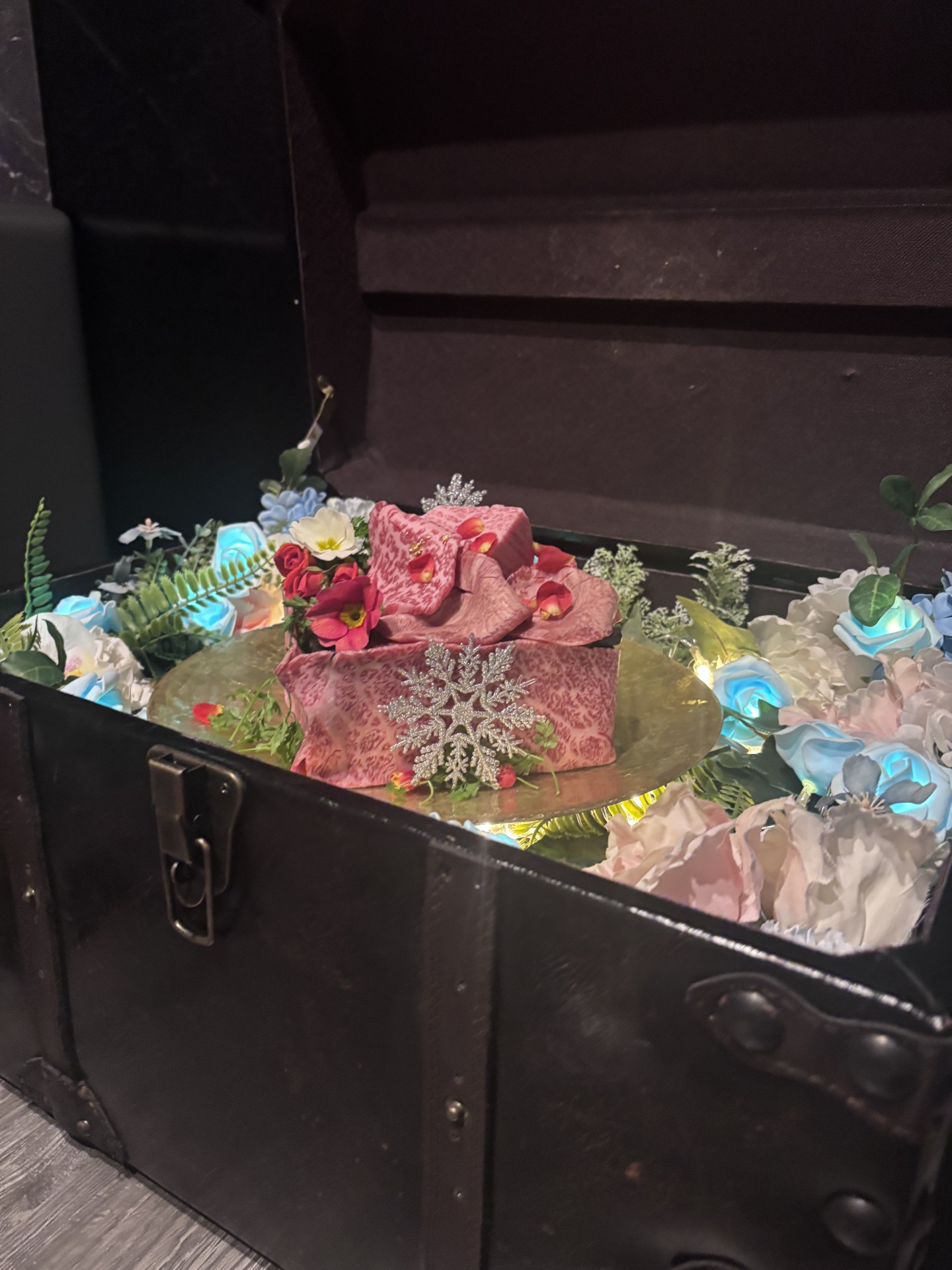 お肉花とお肉ケーキが登場夏にぴったり元気イベント