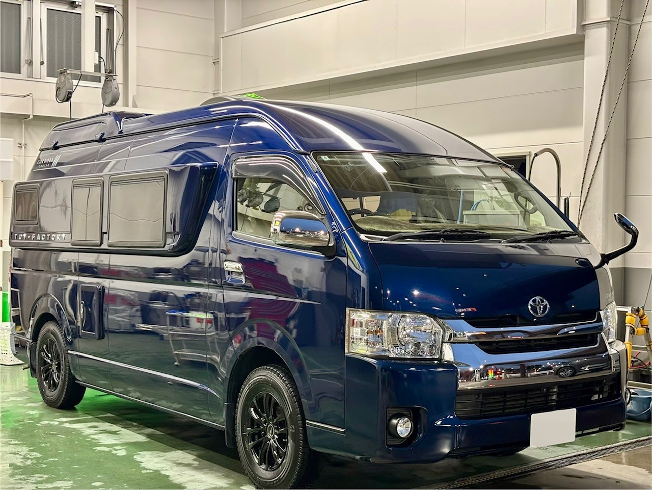 板橋TSでハイエースワイドに冬のフレッシュキーパー施工を体験✨