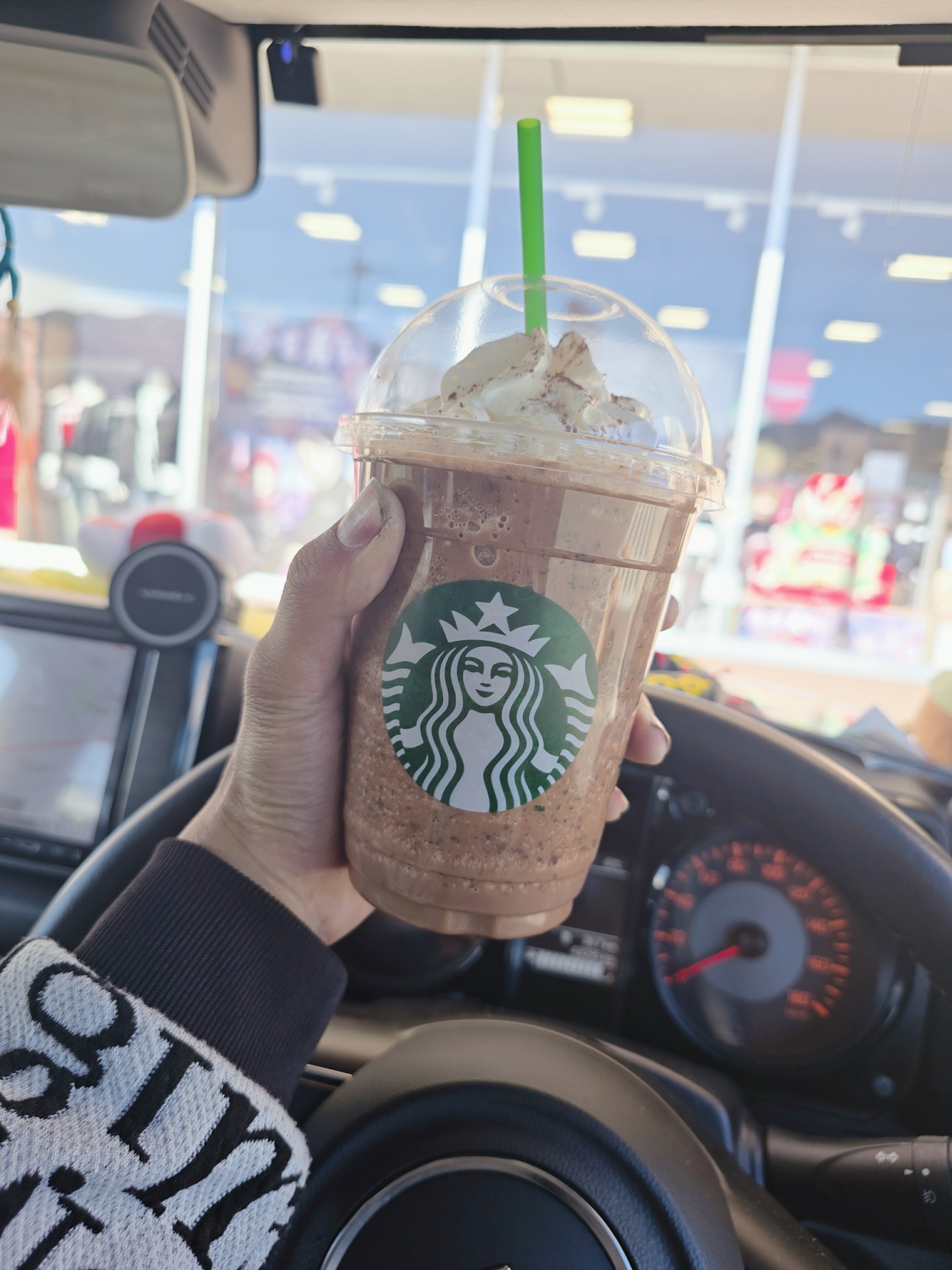 冬の安全運転に役立つタイヤ交換と点検のポイント❄️