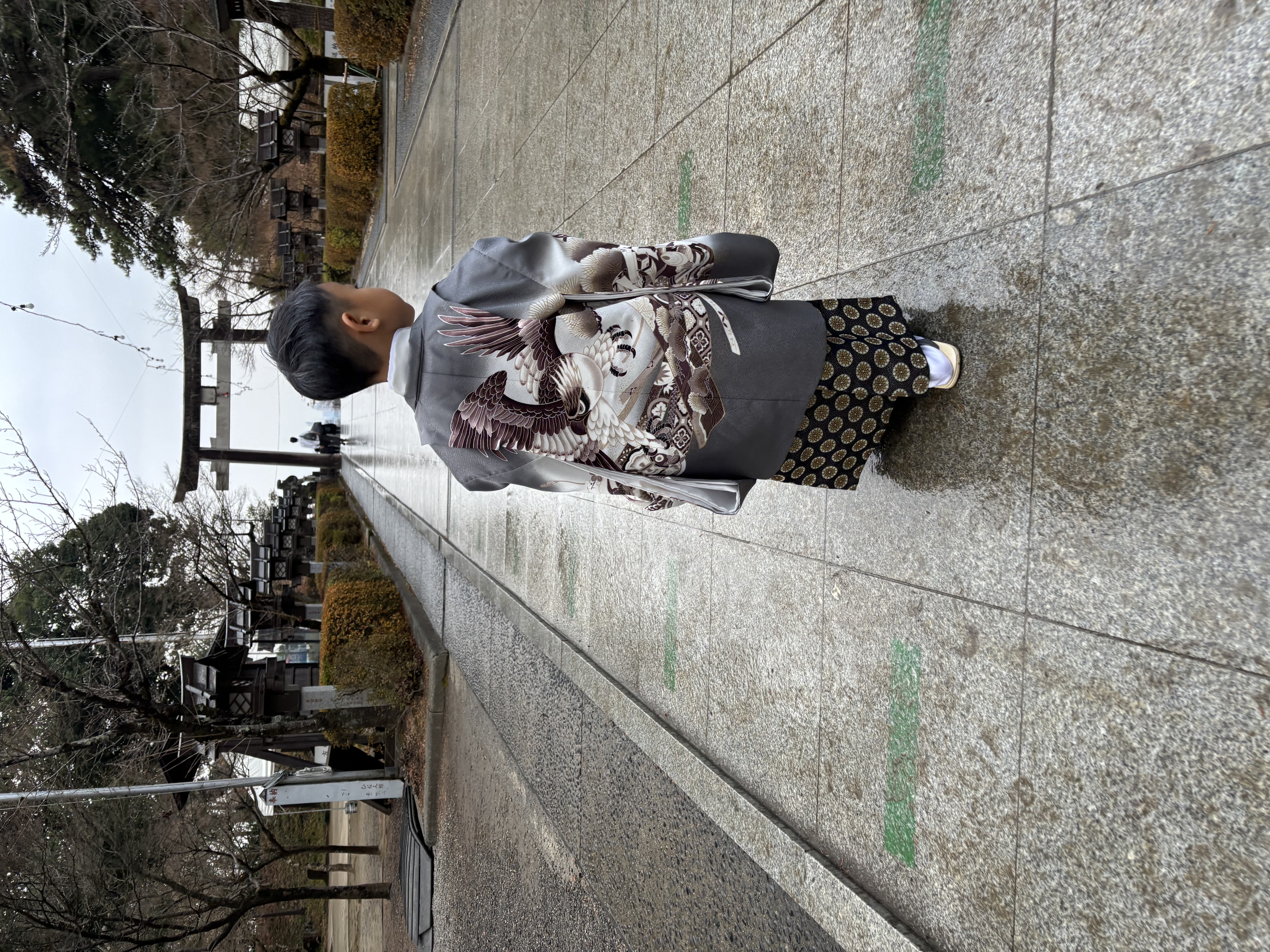 冬の安全運転に必須スタッドレスタイヤ交換と点検のすすめ❄️