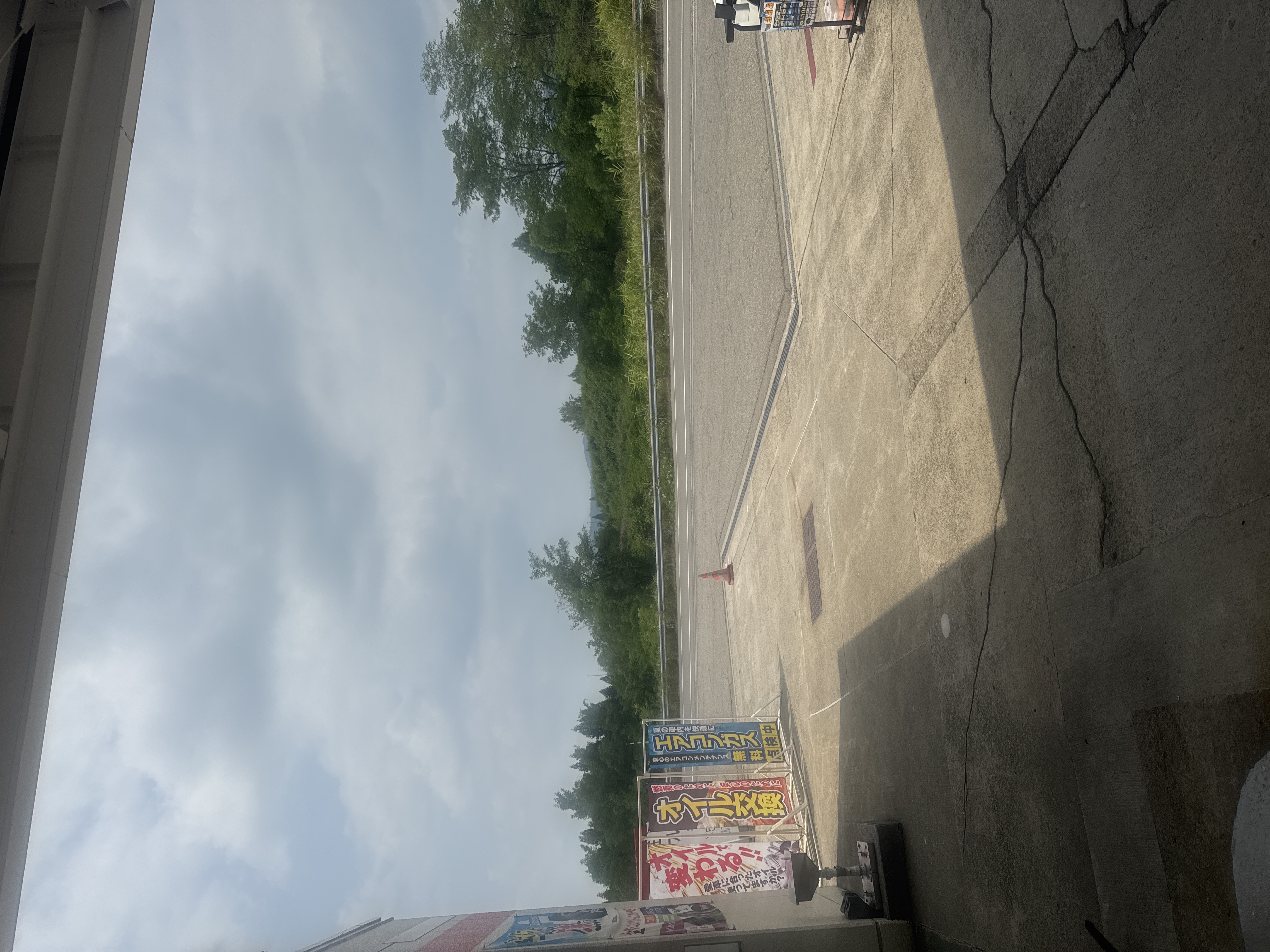 新潟TSの夏ドライブ前チェックポイントと快適カーケア🚗