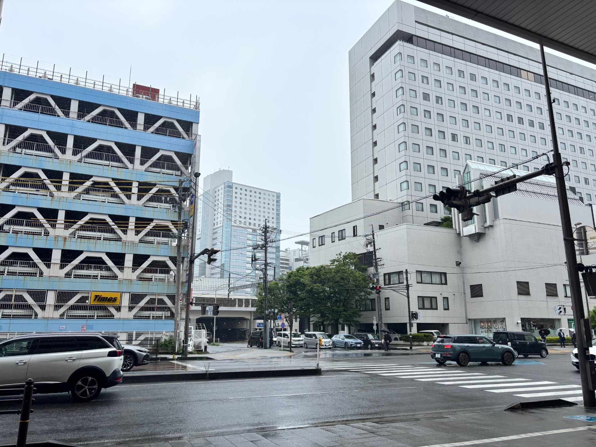 雨の日も安心窓ガラス撥水コーティング半額キャンペーン実施中☔️