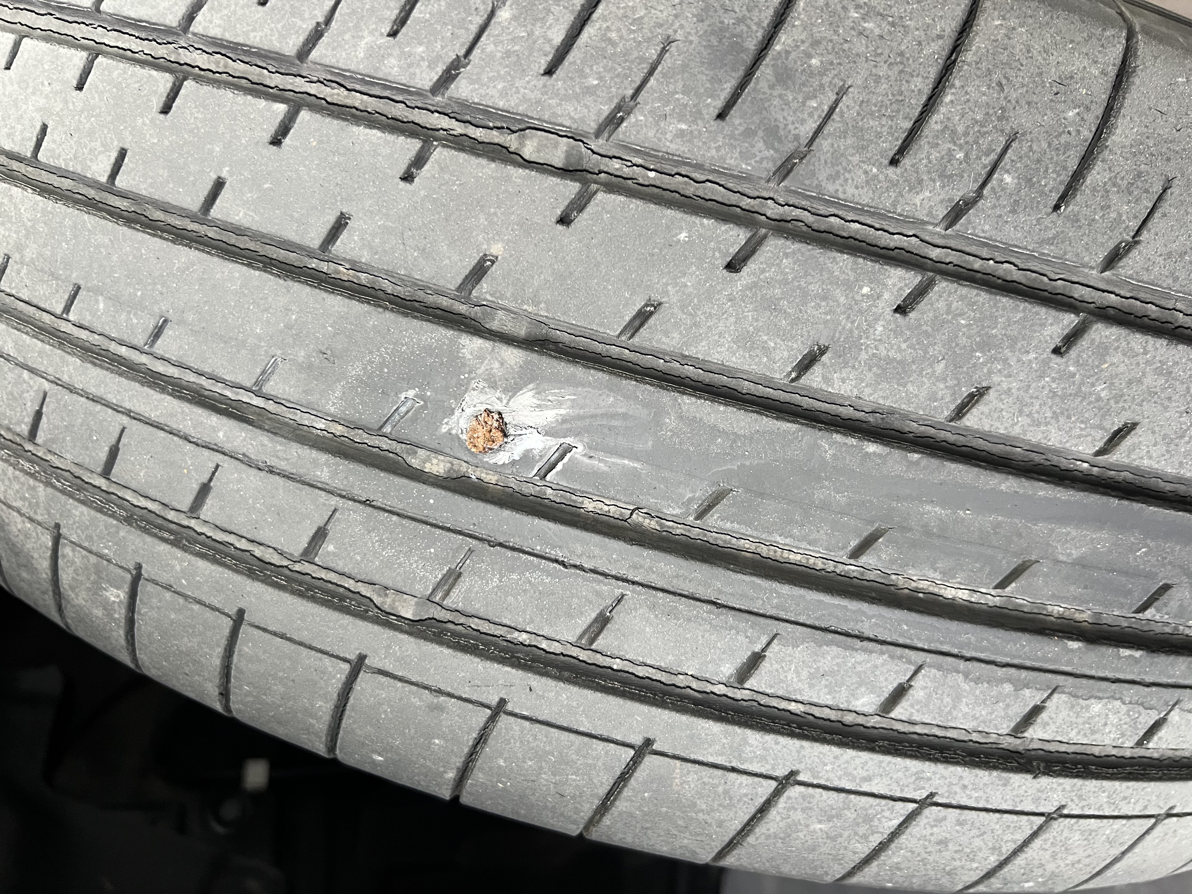 春のドライブ前にチェックしたいタイヤとメンテナンスポイント🚗