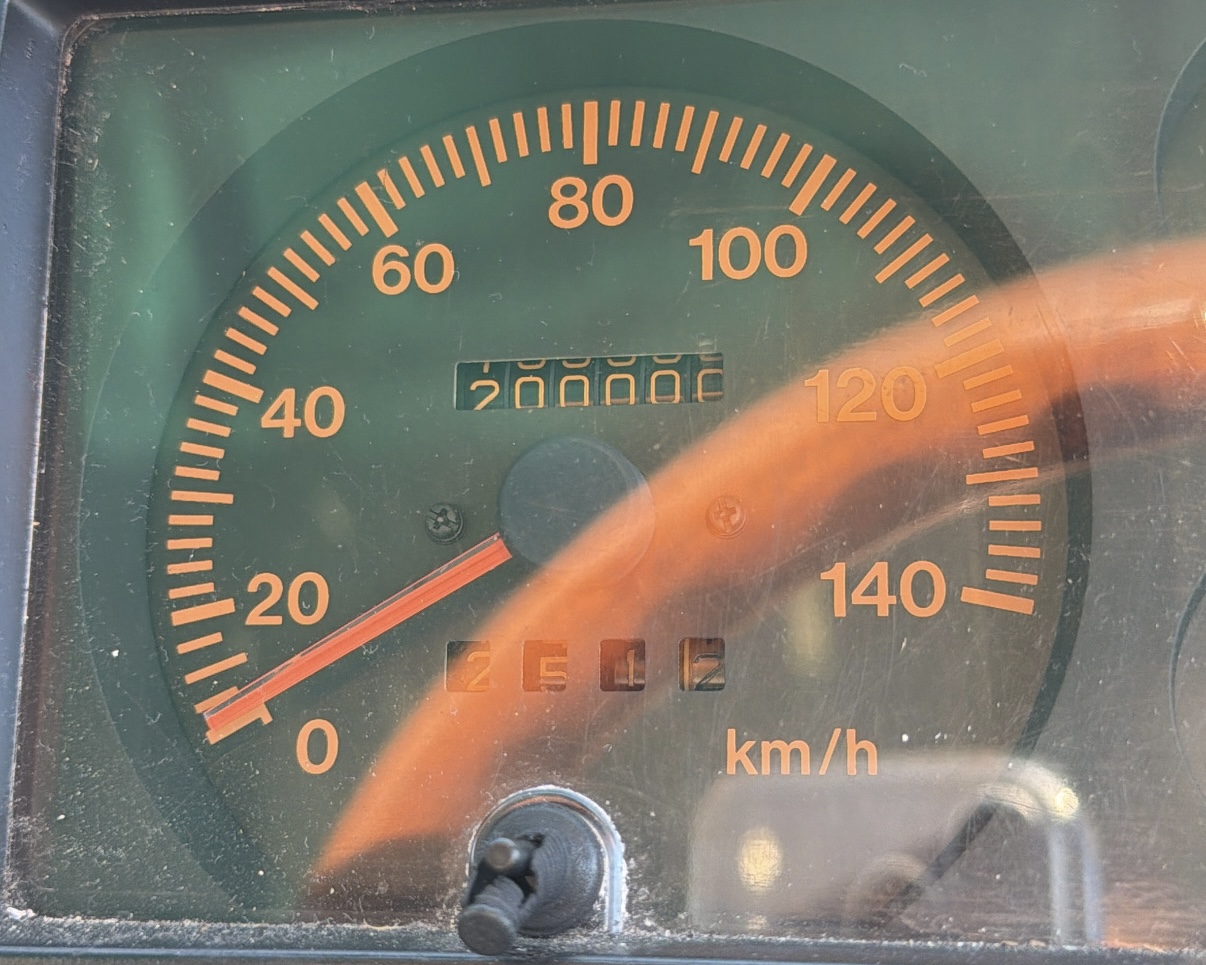 走行20万キロ突破の愛車メンテ術と冬の安全チェックポイント🚗✨