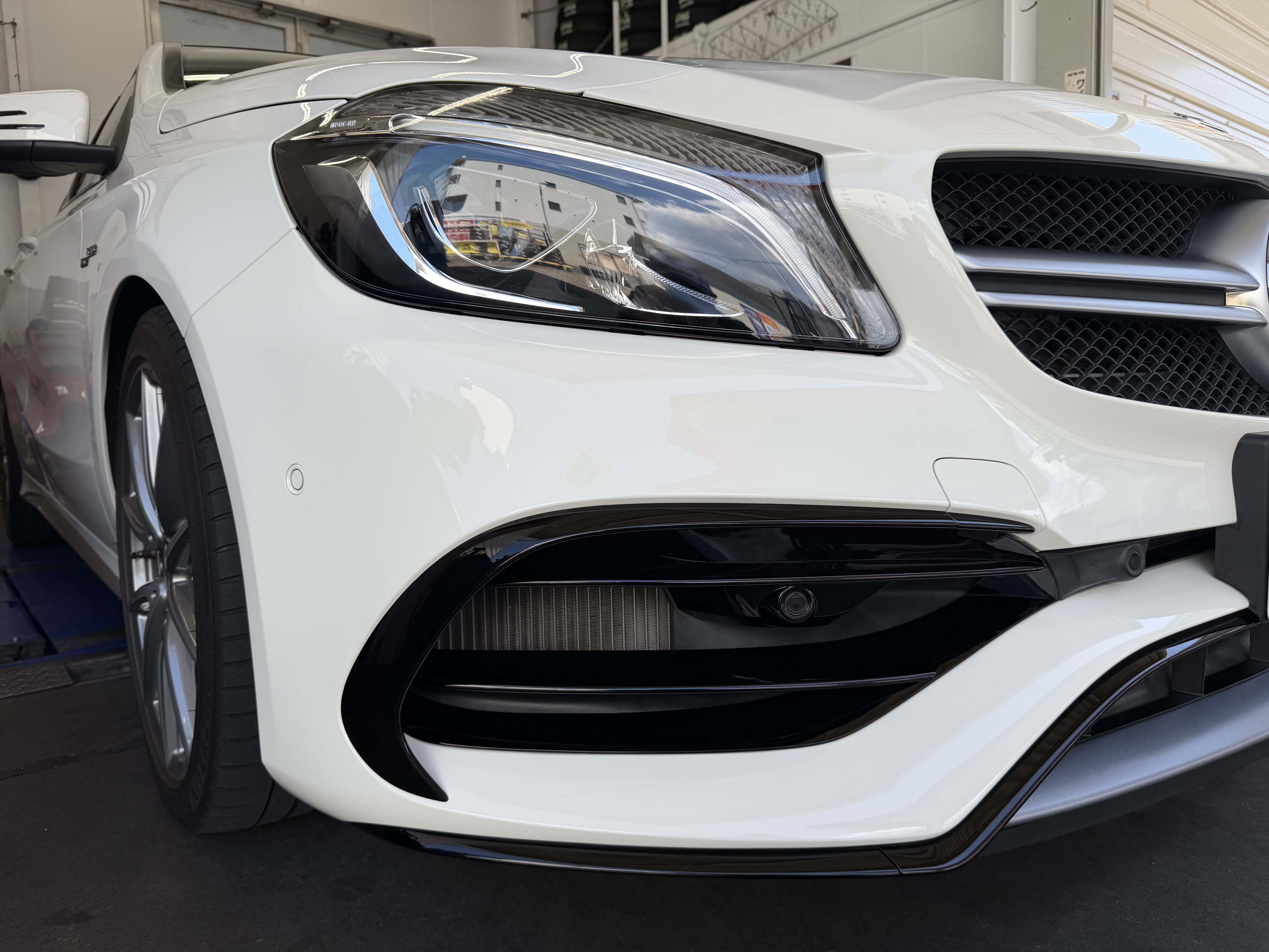 バンパー部分コーティングで輝き復活！春の車メンテ術🚗