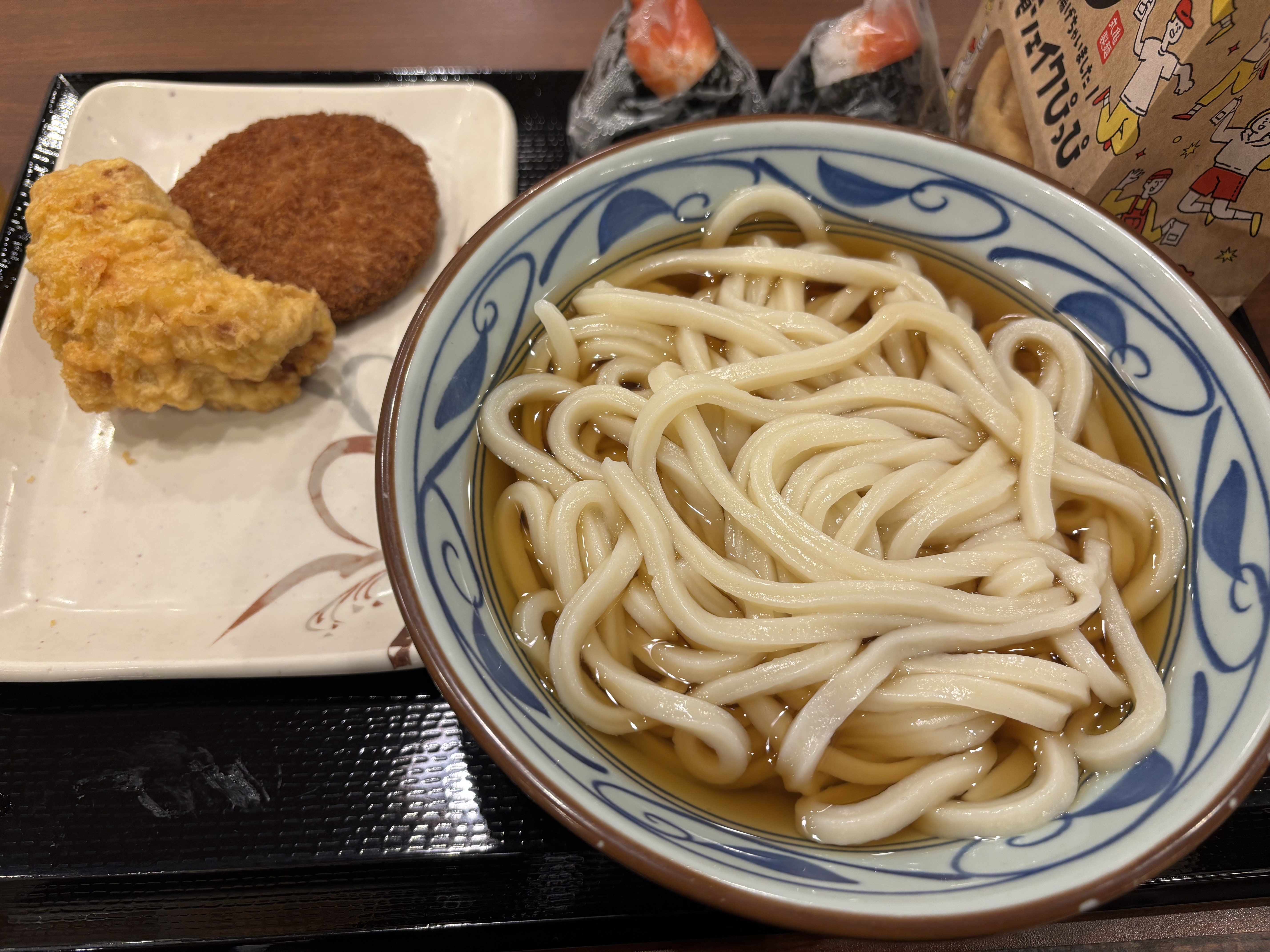 ラウンドワン通りのうどん屋