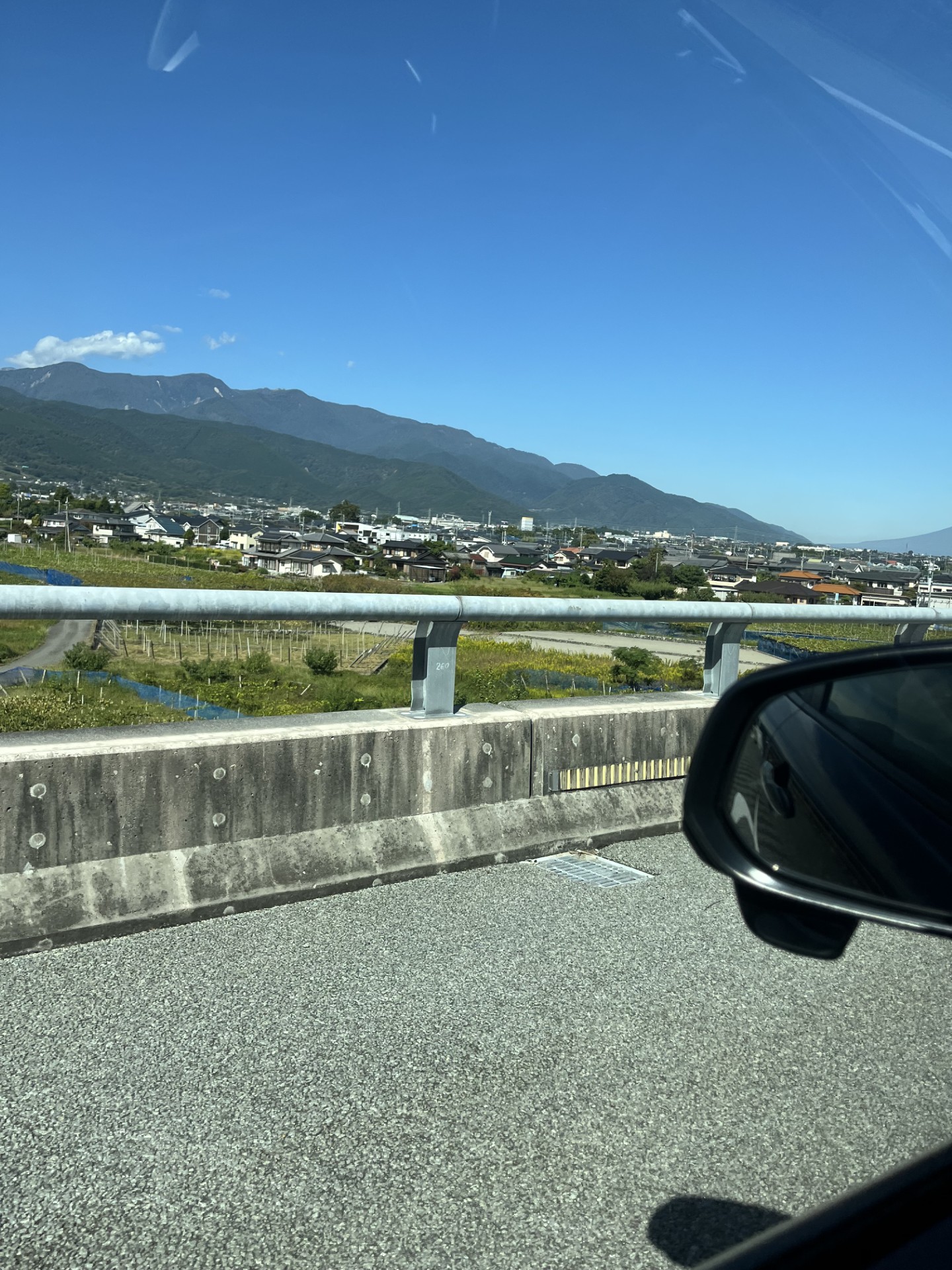 秋のドライブ前にチェックしたいタイヤとオイルのポイント🚗