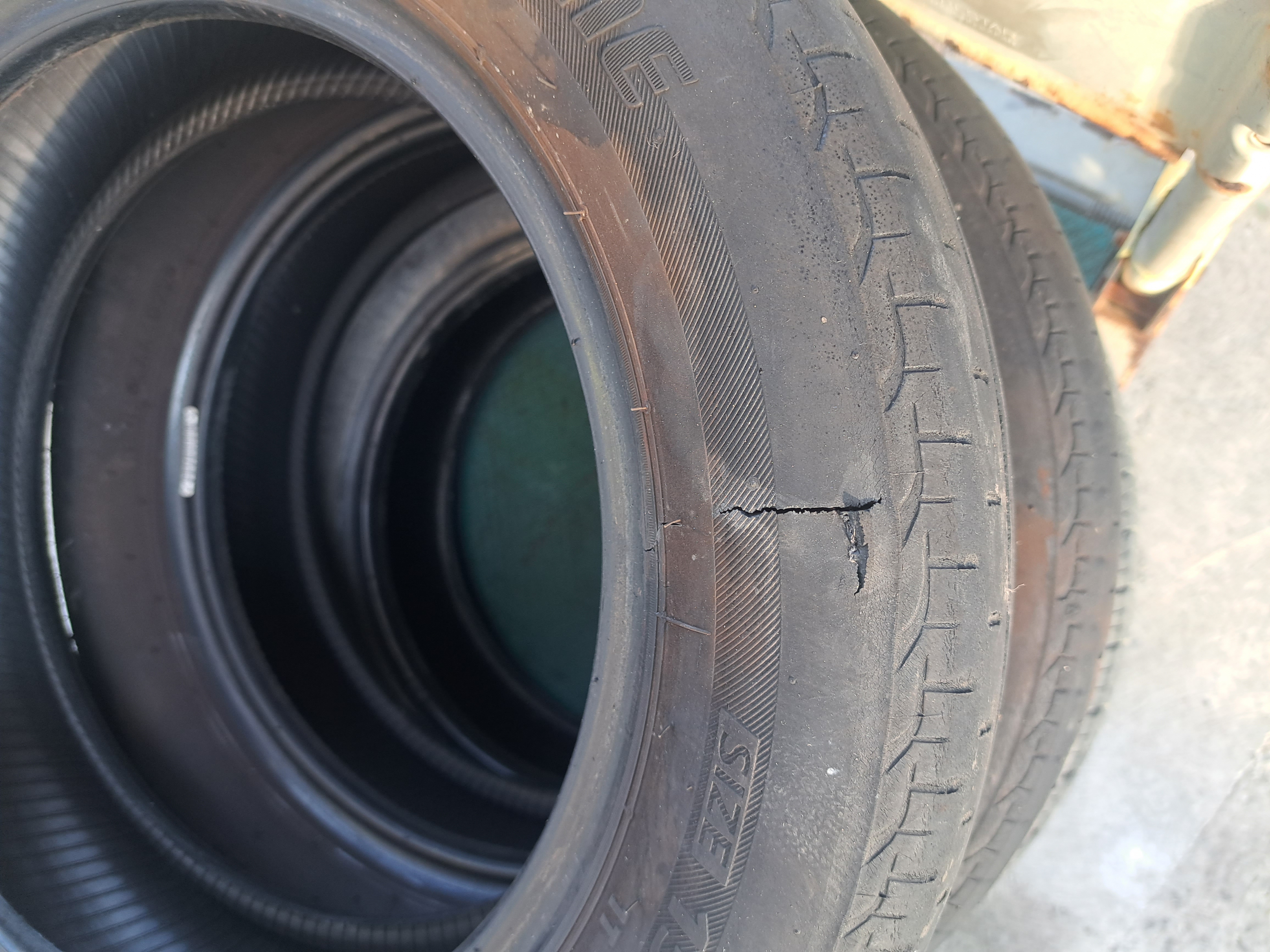 春のタイヤ点検とメンテナンスで安全ドライブをサポート🚗