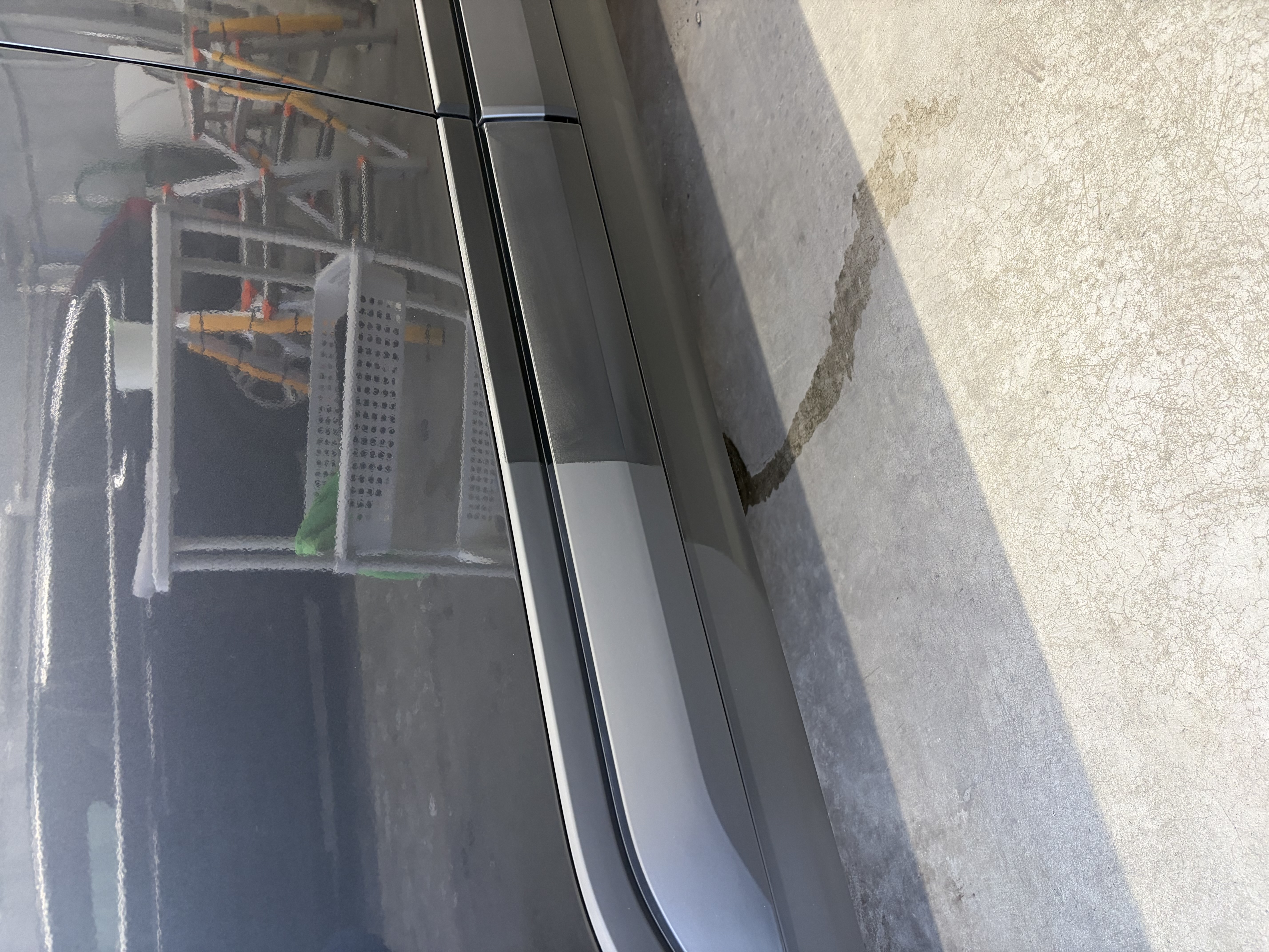 無塗装樹脂キーパーで愛車の黒ツヤ復活と冬の安全対策❄️