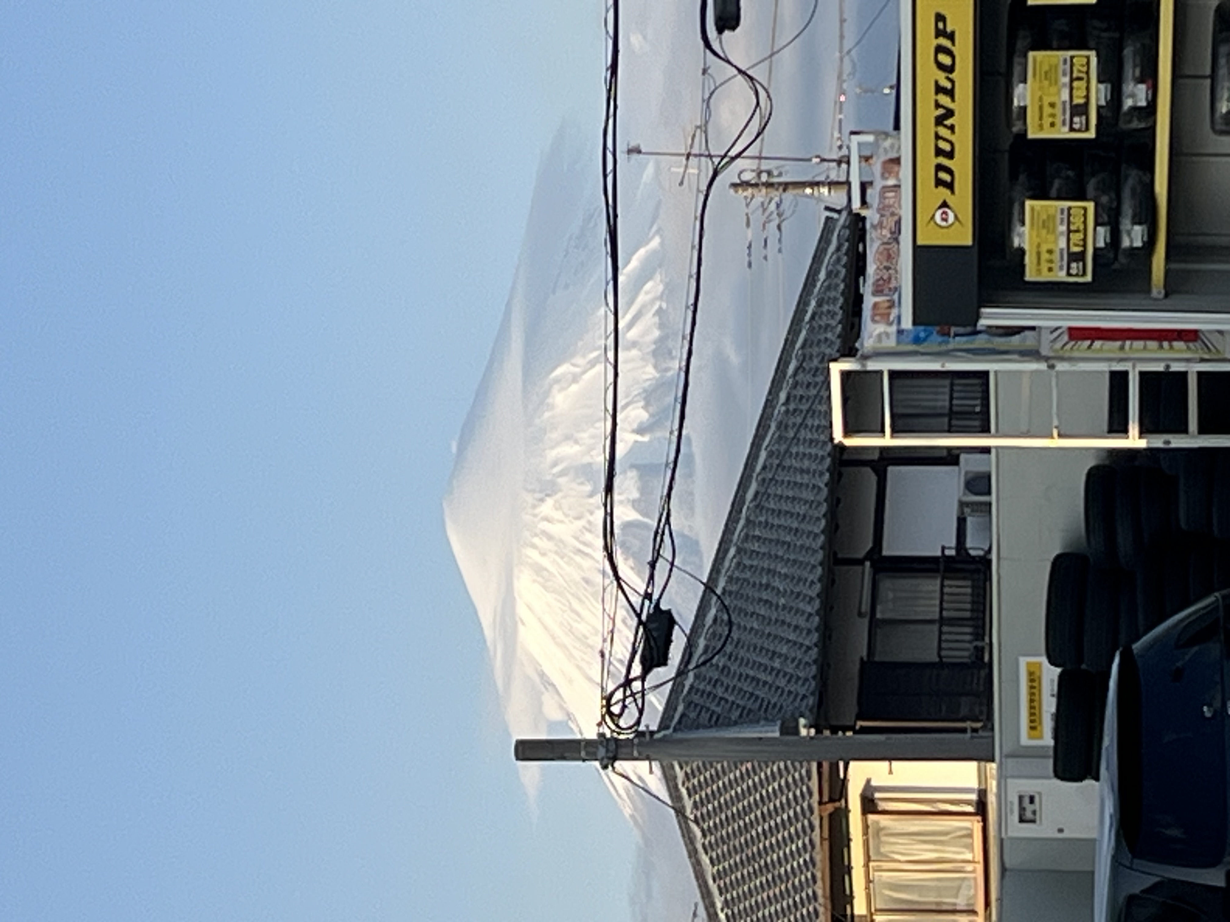 冬の安全運転に必須スタッドレスタイヤ交換と車メンテのポイント⛄️