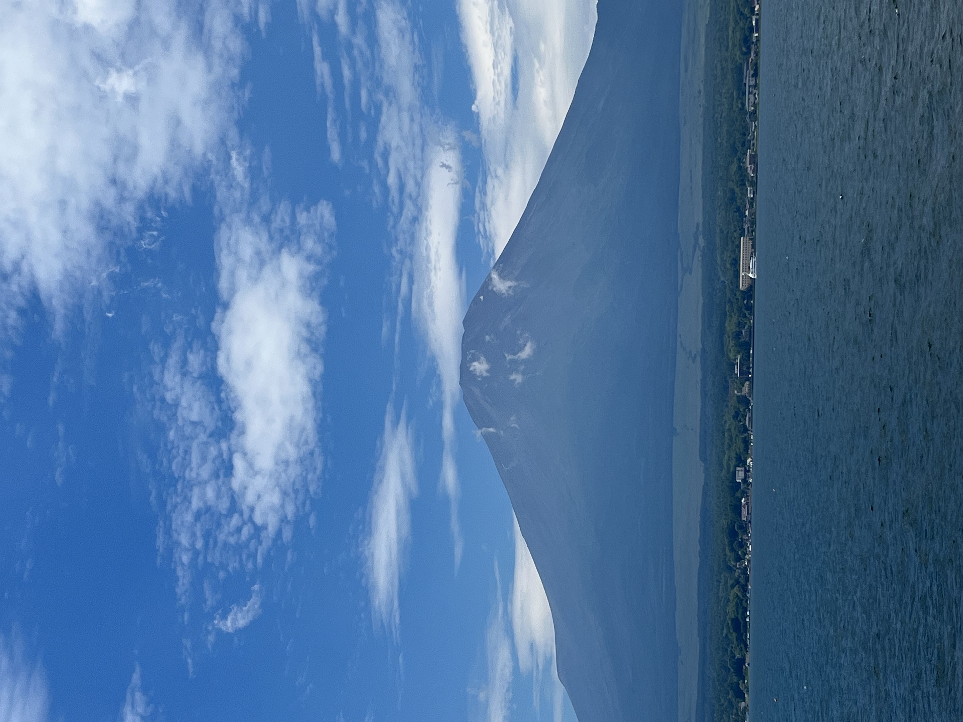 秋の車検とメンテナンス安心ガイド タイヤとワイパー点検もおまかせ🚗