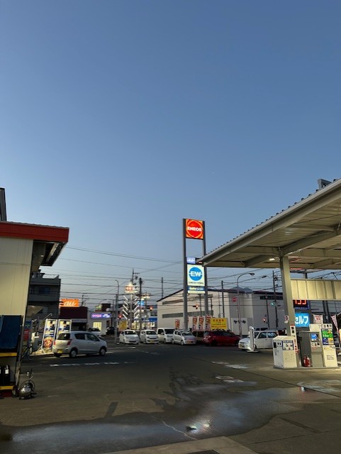 春のドライブ前におすすめ 車の手洗い洗車とタイヤ交換ポイント🚗