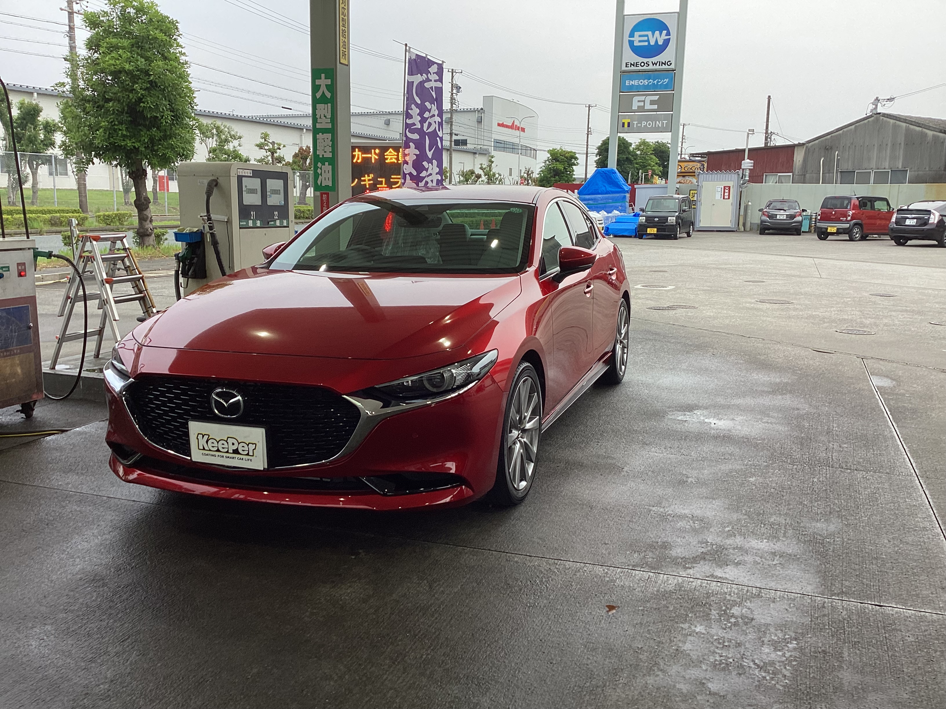 雨の日も安心 MAZDA3にクリスタルキーパー施工で輝きUP✨