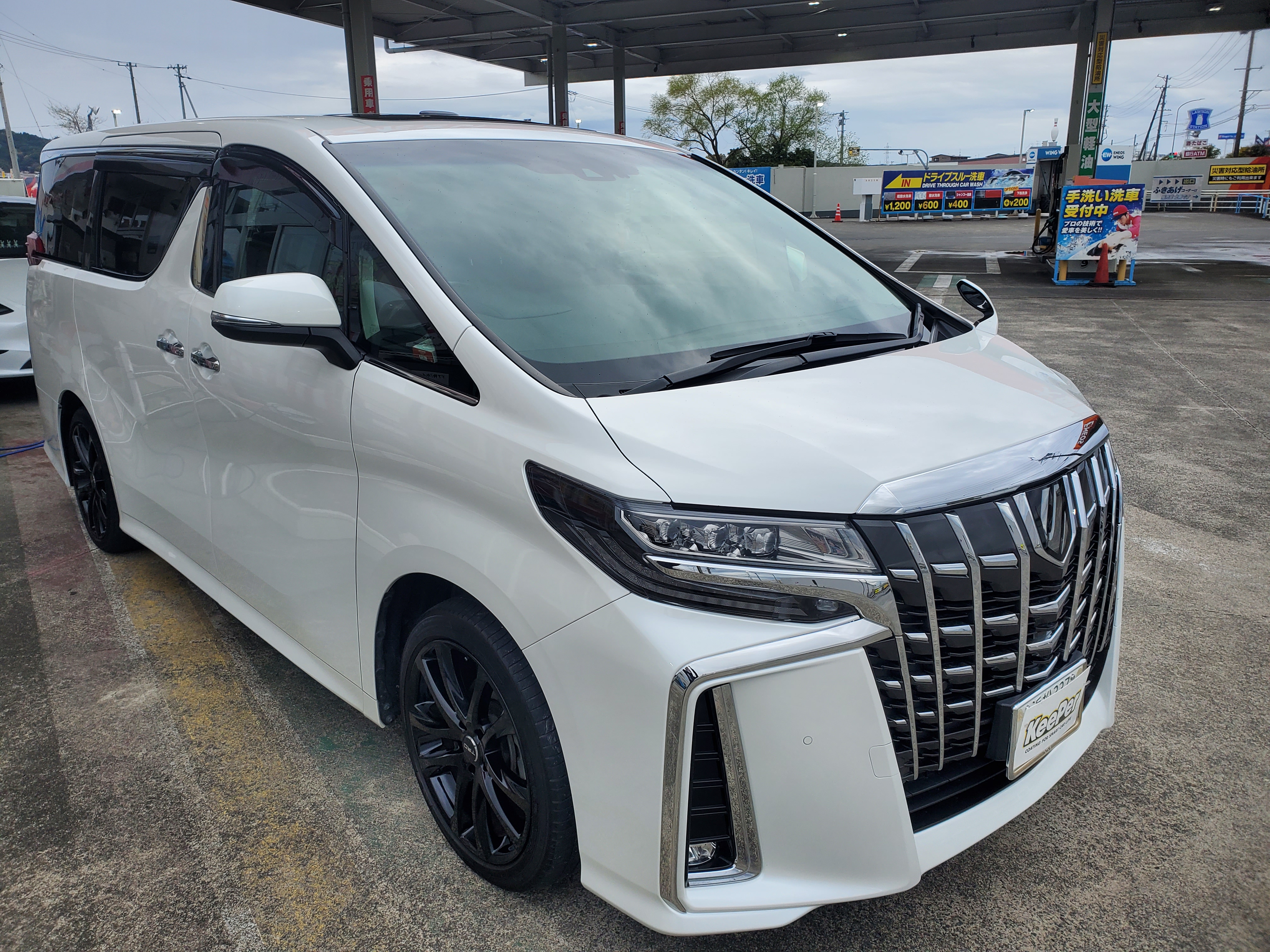 掛川TSの冬対策手洗い洗車とタイヤ交換で愛車ピカピカに🚗