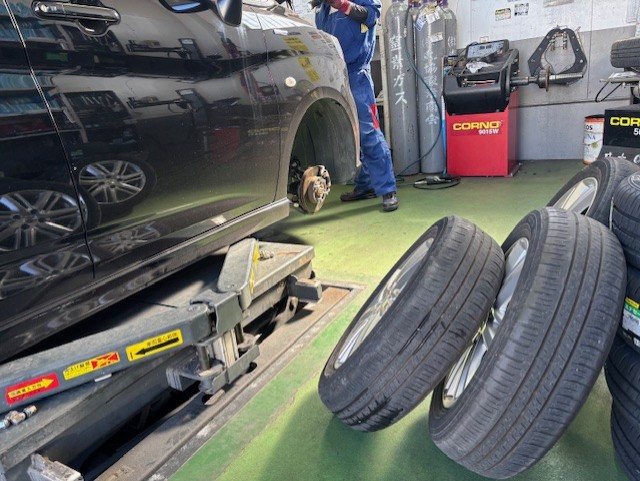 冬の安全運転を応援 タイヤ交換と車点検のポイント🚗❄️