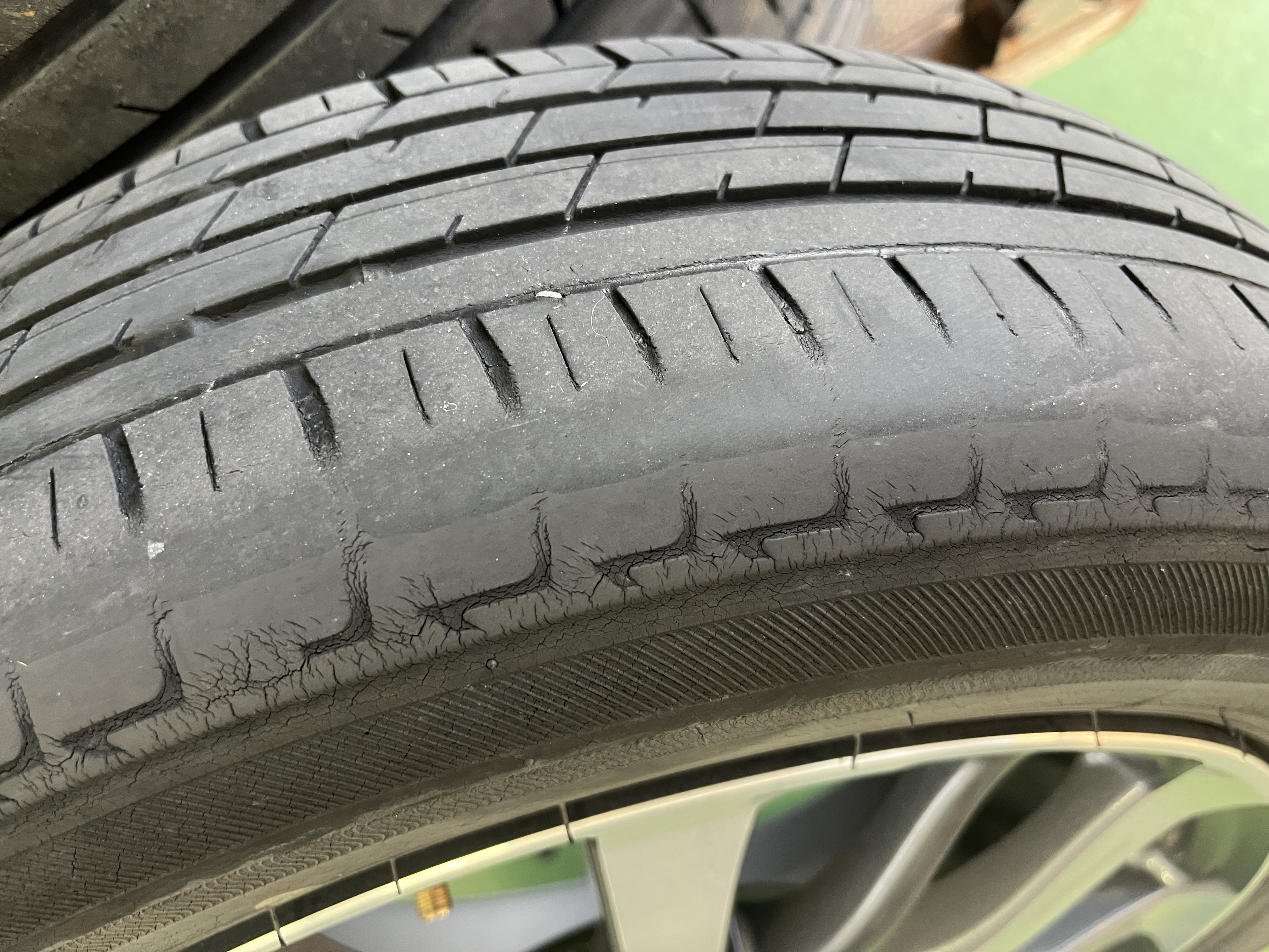 春のドライブ前にチェックしたいタイヤと車のポイント🚗✨