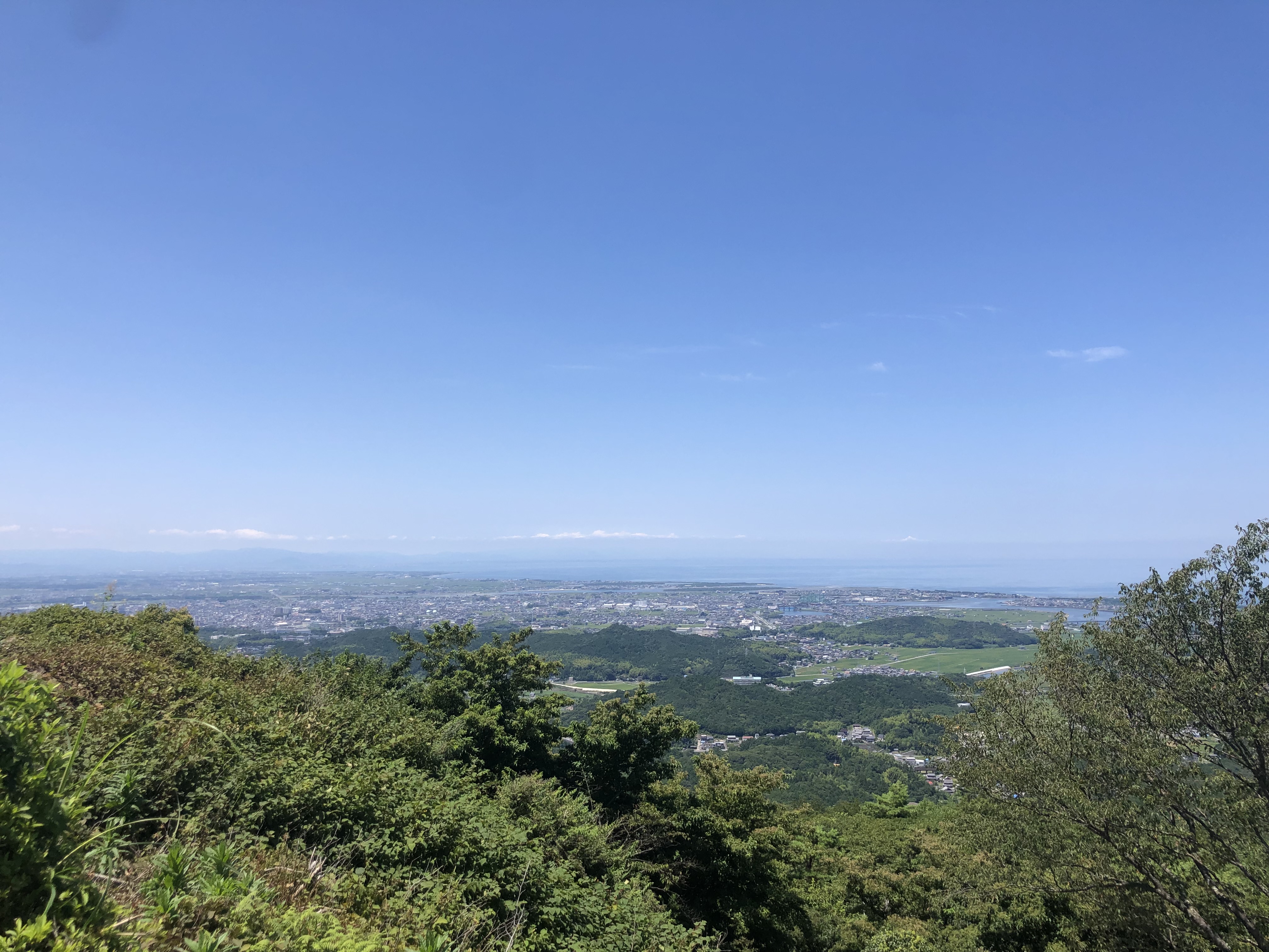 黄砂対策で愛車を守ろう