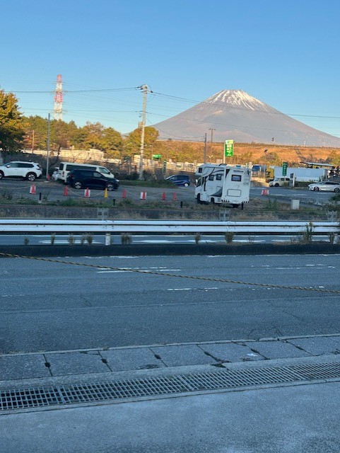 冬の安全ドライブに必須！タイヤ交換と点検で安心準備を⛄️