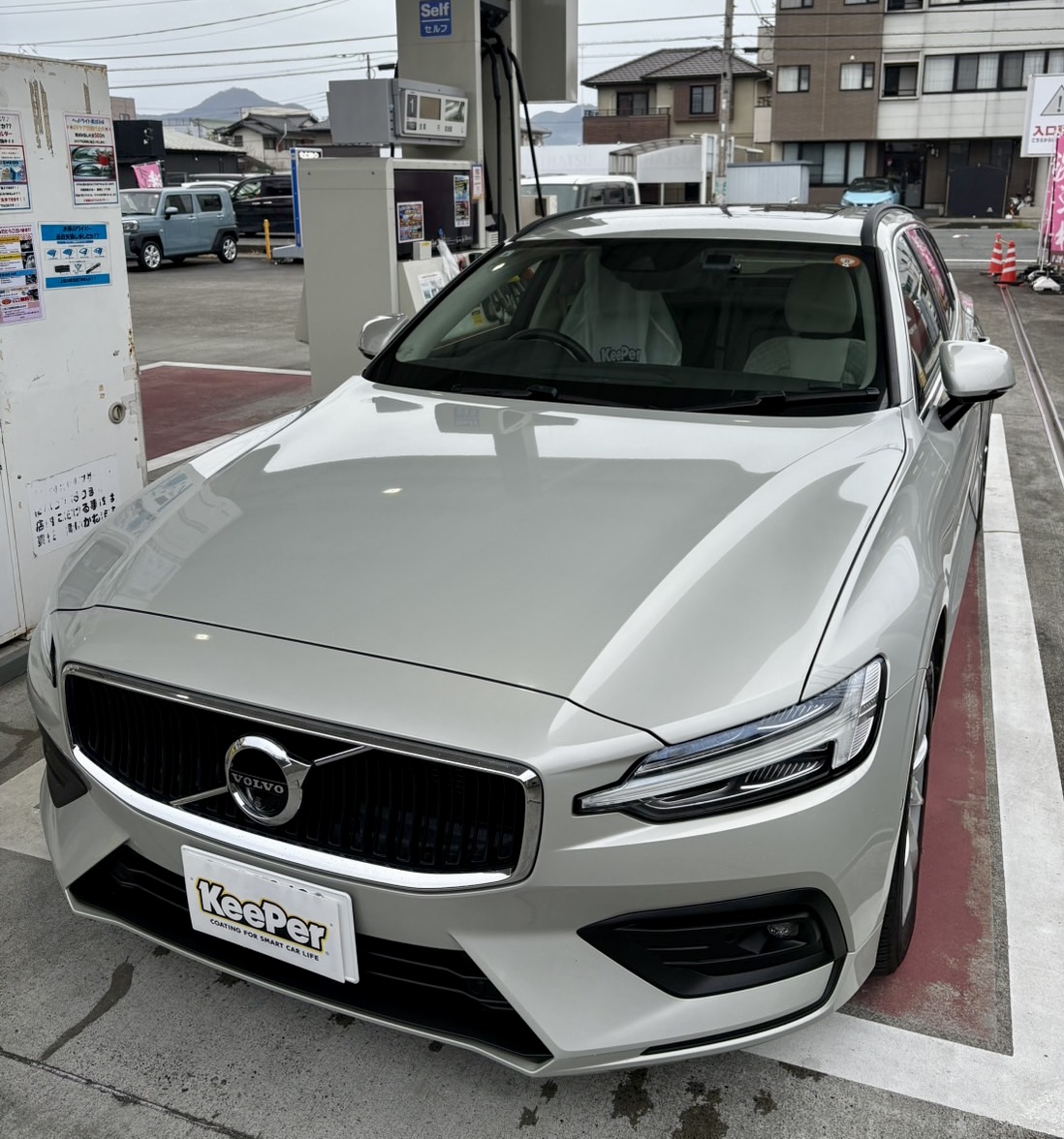 三島市セルフ梅名SSで車の夏対策とクリスタルキーパー施工情報🚗✨