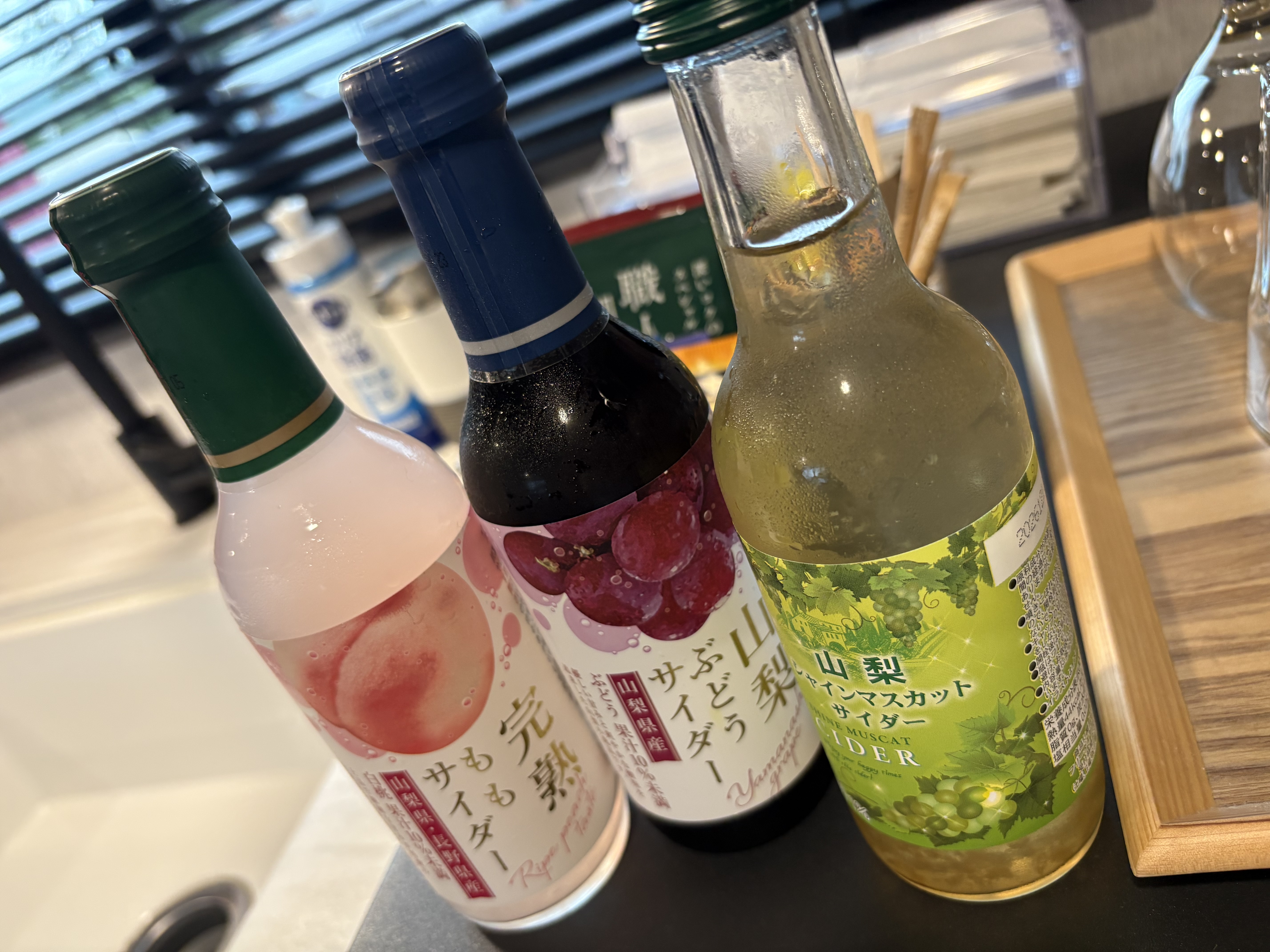 秋の洗車と点検で安心ドライブを応援します😊お得なコーティング割引も！