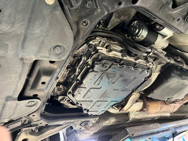 春のドライブ前にチェックしたいエンジンオイル漏れ対策と点検のコツ🚗